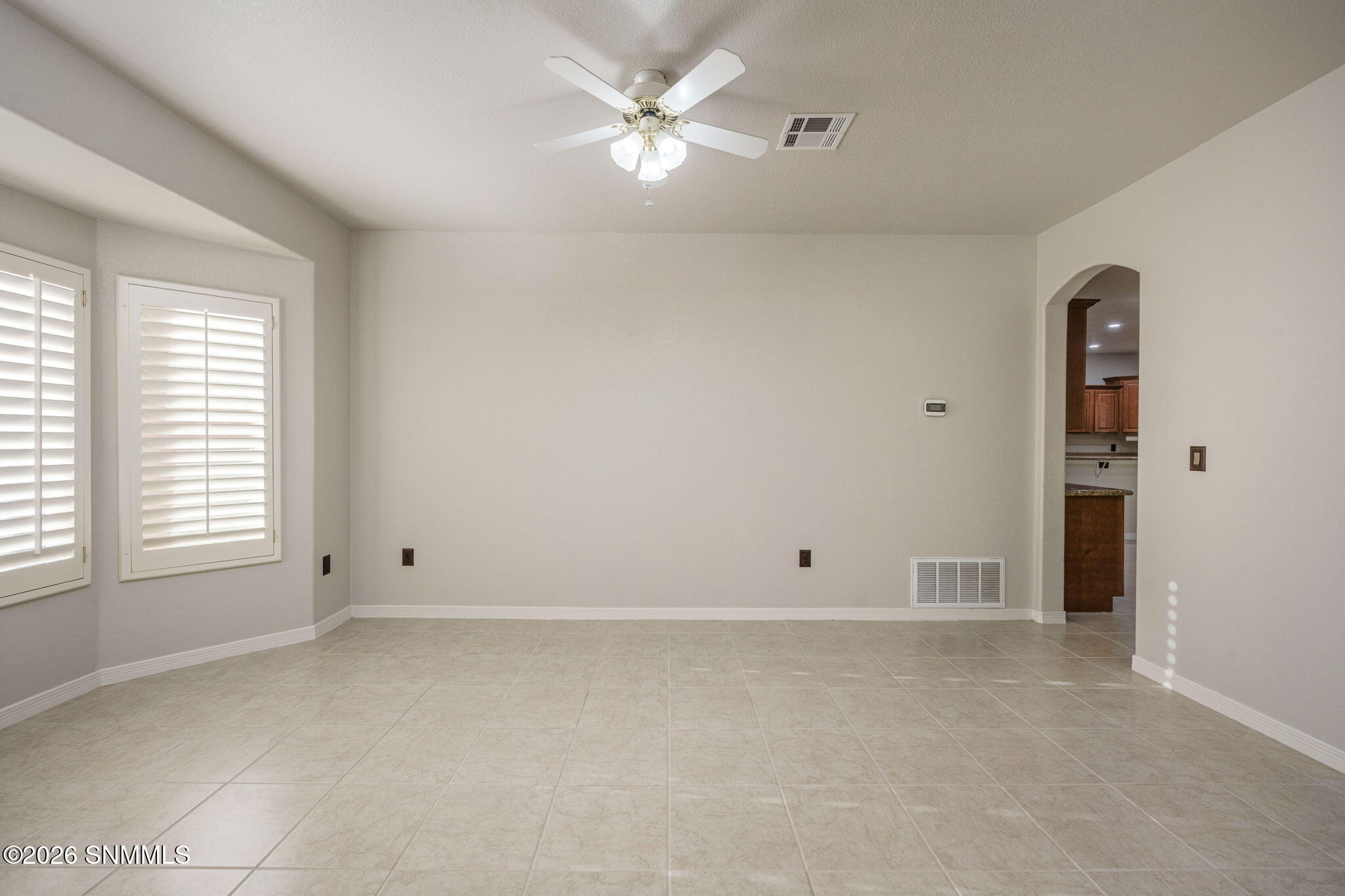 16-web-or-mls-Snappin Homes (Allande3740