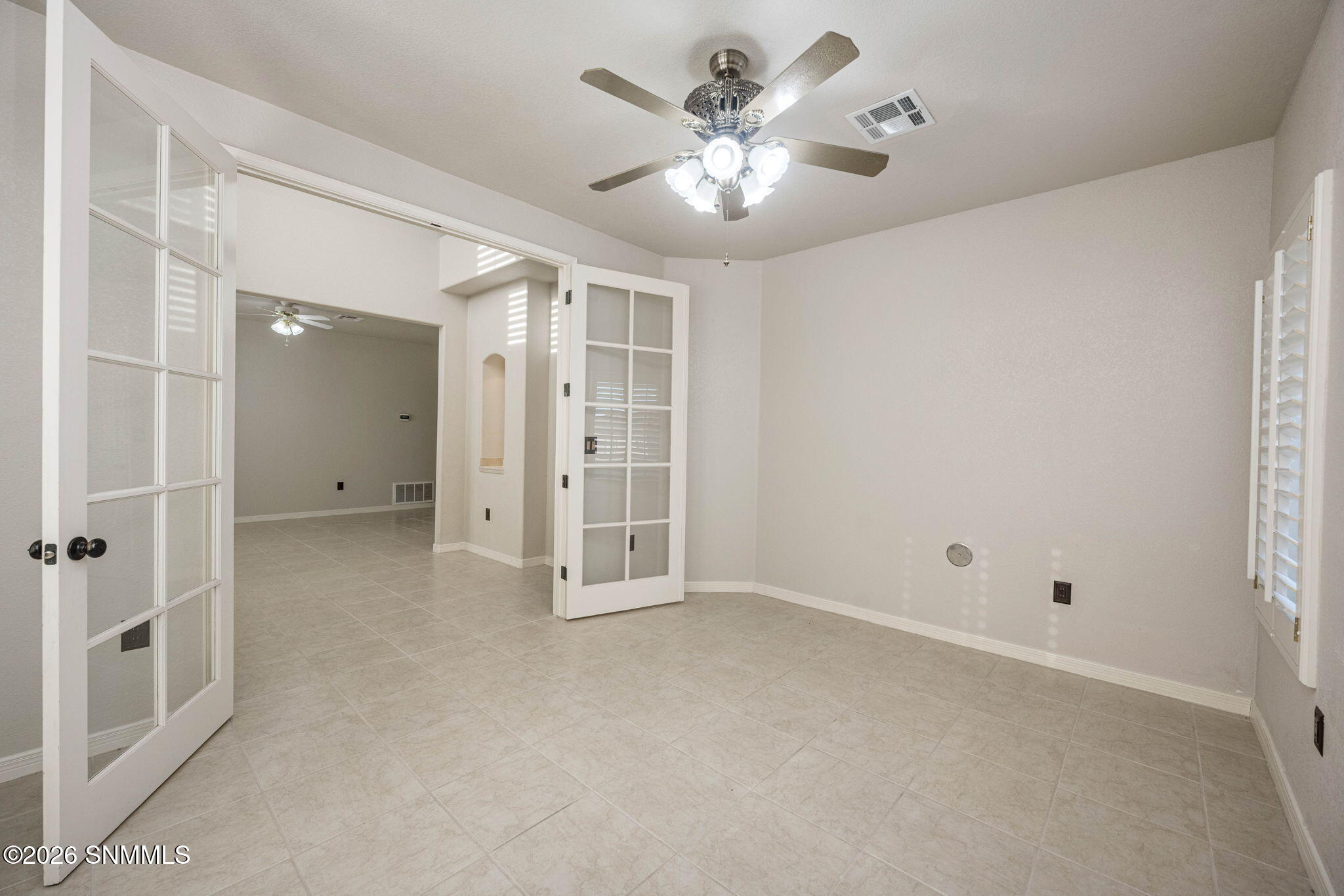 20-web-or-mls-Snappin Homes (Allande3740