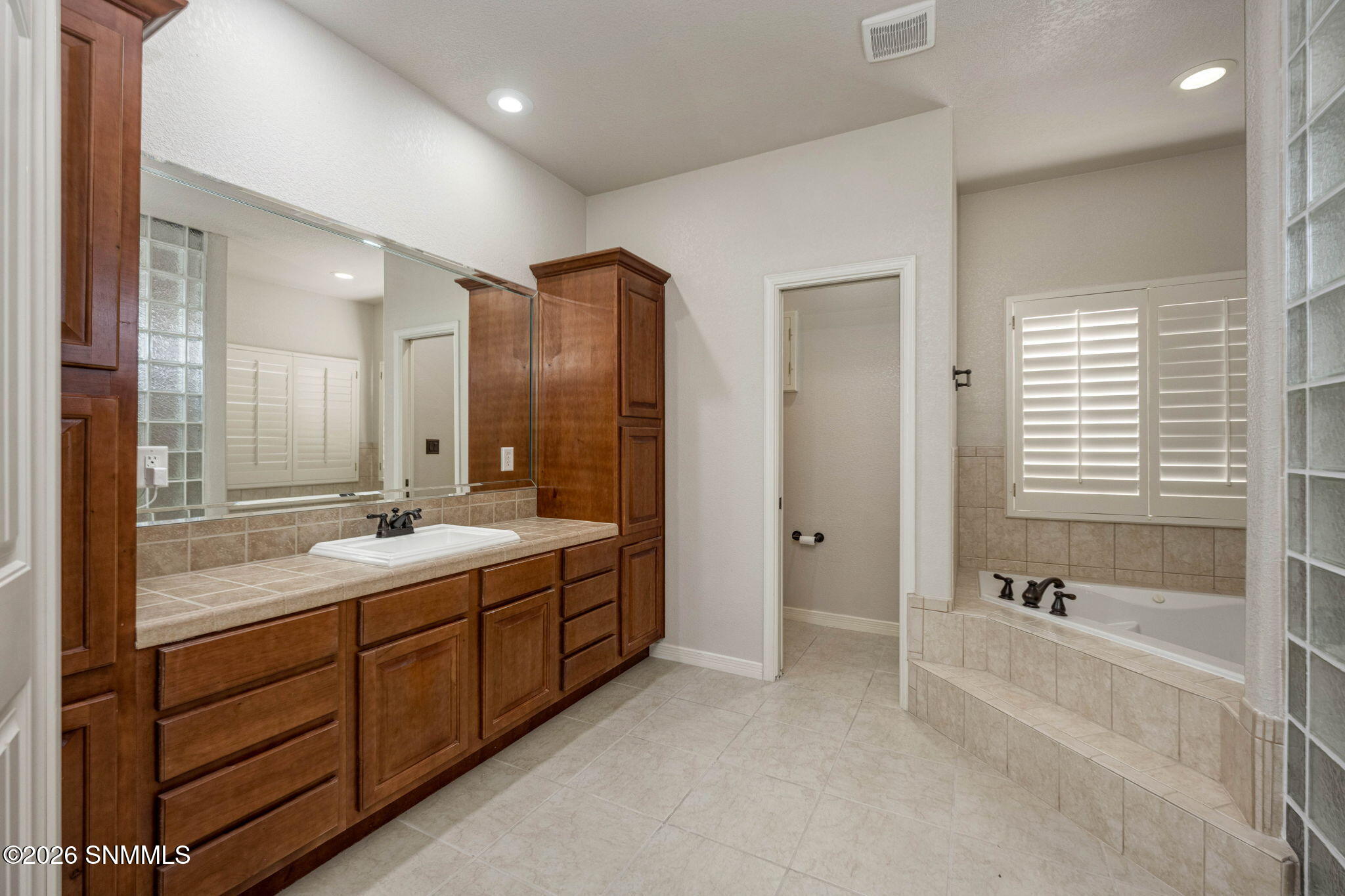 36-web-or-mls-Snappin Homes (Allande3740