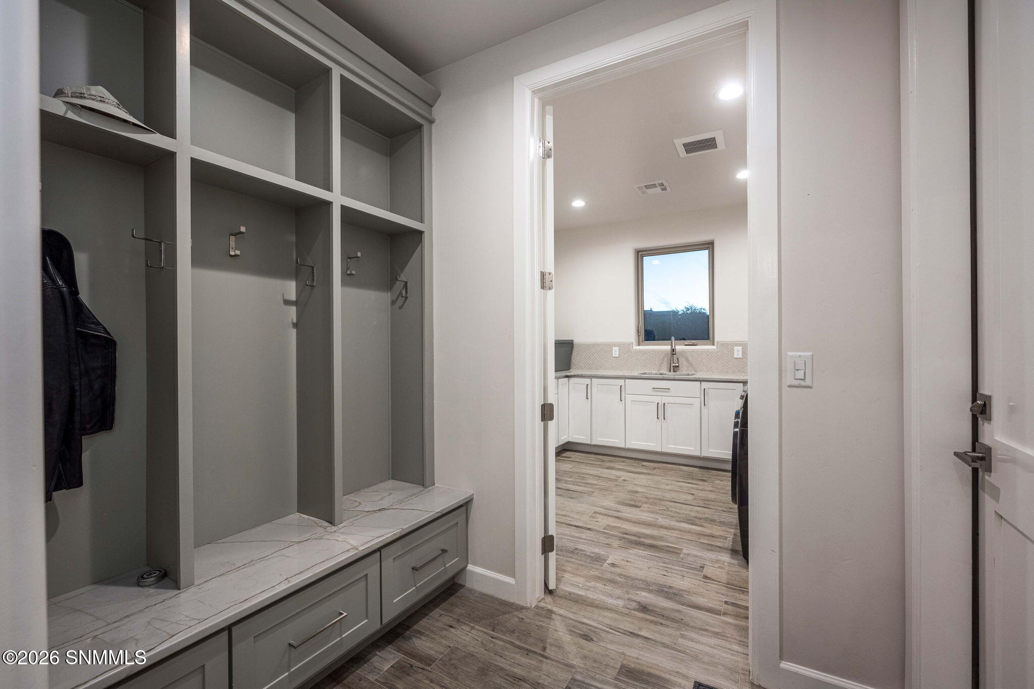 21-web-or-mls-Snappin Homes (CalleEstanc