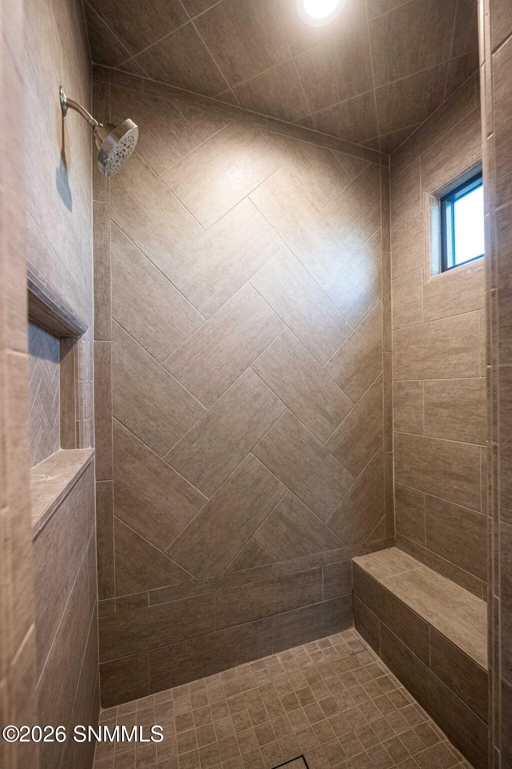 43-web-or-mls-Snappin Homes (CalleEstanc