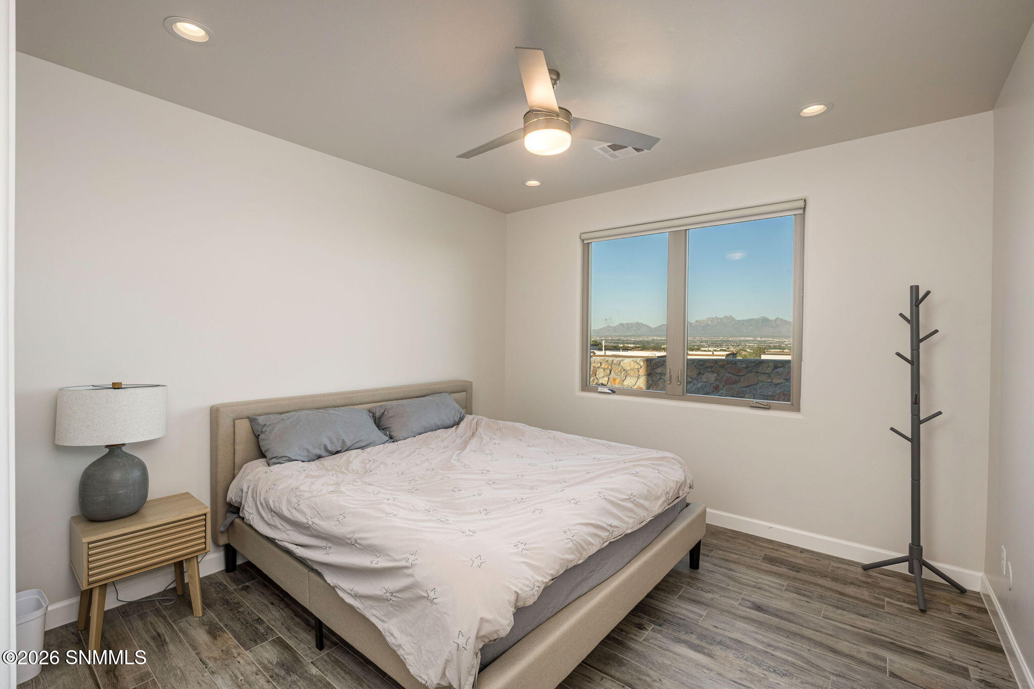 44-web-or-mls-Snappin Homes (CalleEstanc