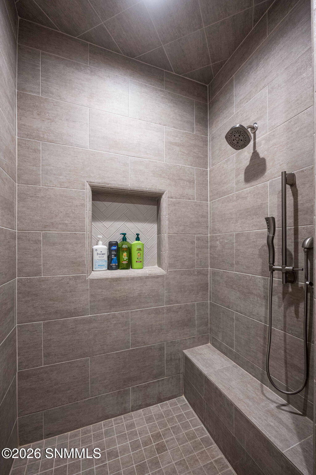 47-web-or-mls-Snappin Homes (CalleEstanc