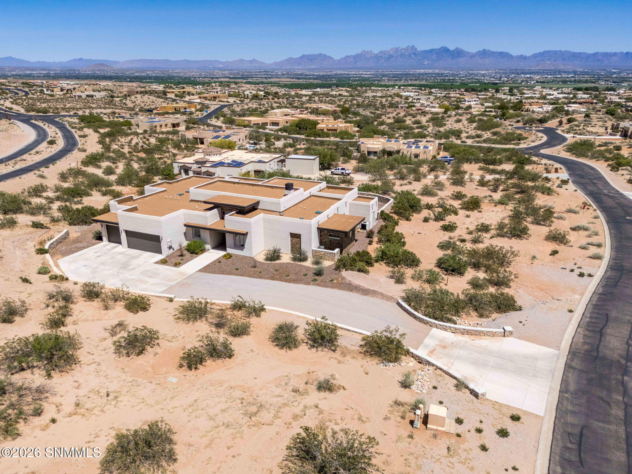 2-web-or-mls-Snappin Homes (CalleEstanci
