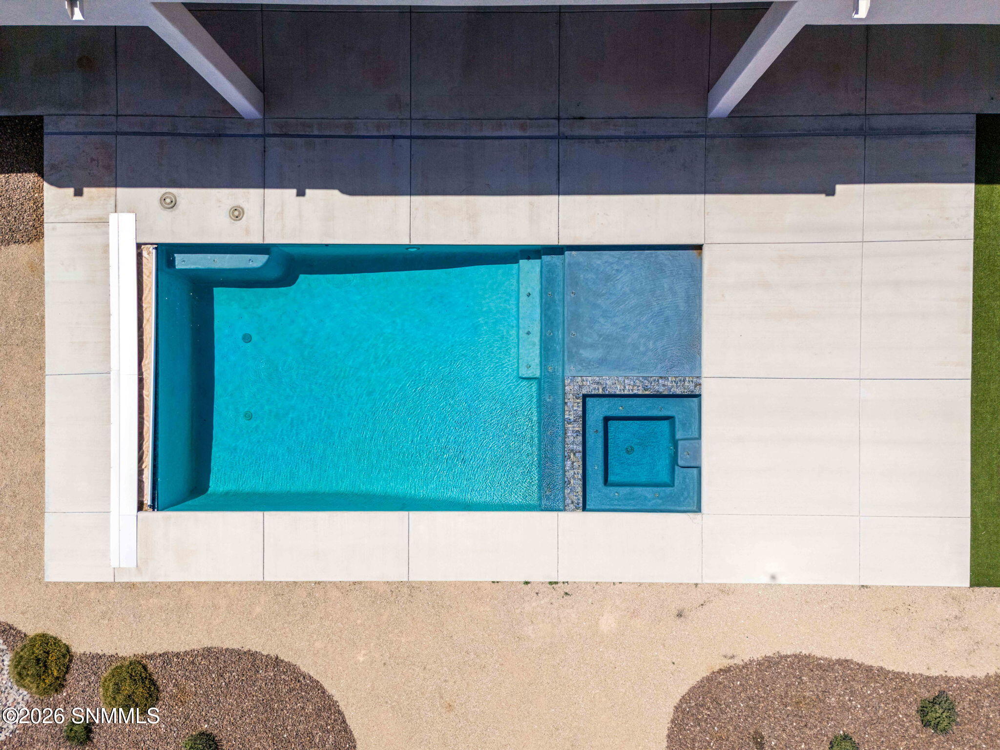 8-web-or-mls-Snappin Homes (CalleEstanci