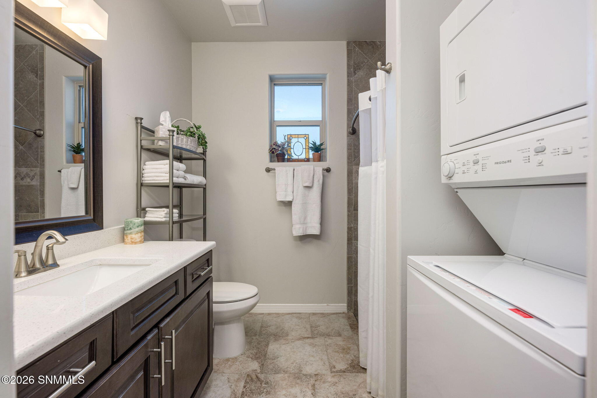 28-web-or-mls-Snappin Homes (Maya3688)-2