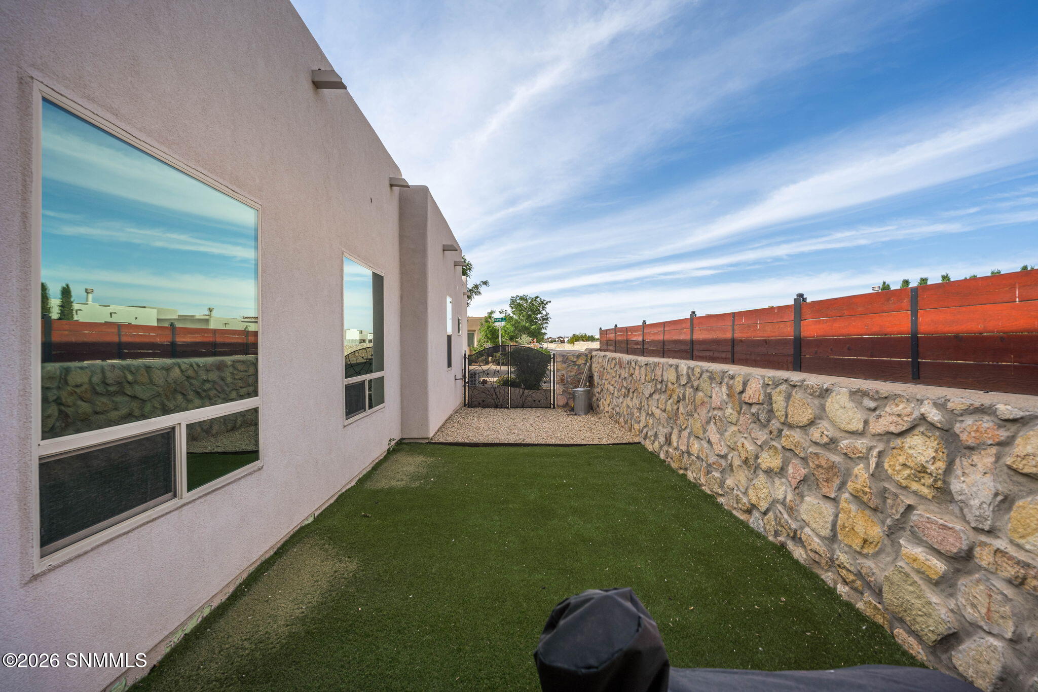 41-web-or-mls-Snappin Homes (Maya3688)-4