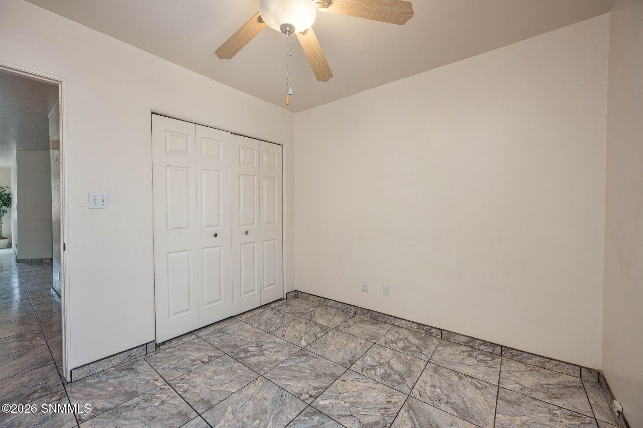 20-web-or-mls-Snappin Homes (Barclay2390