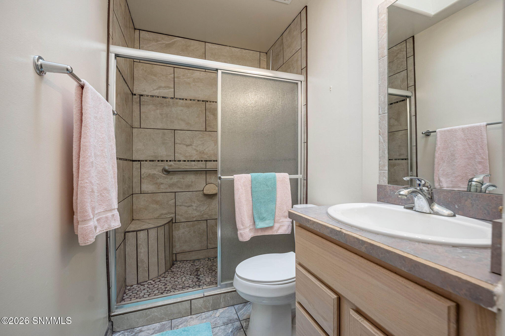 21-web-or-mls-Snappin Homes (Barclay2390