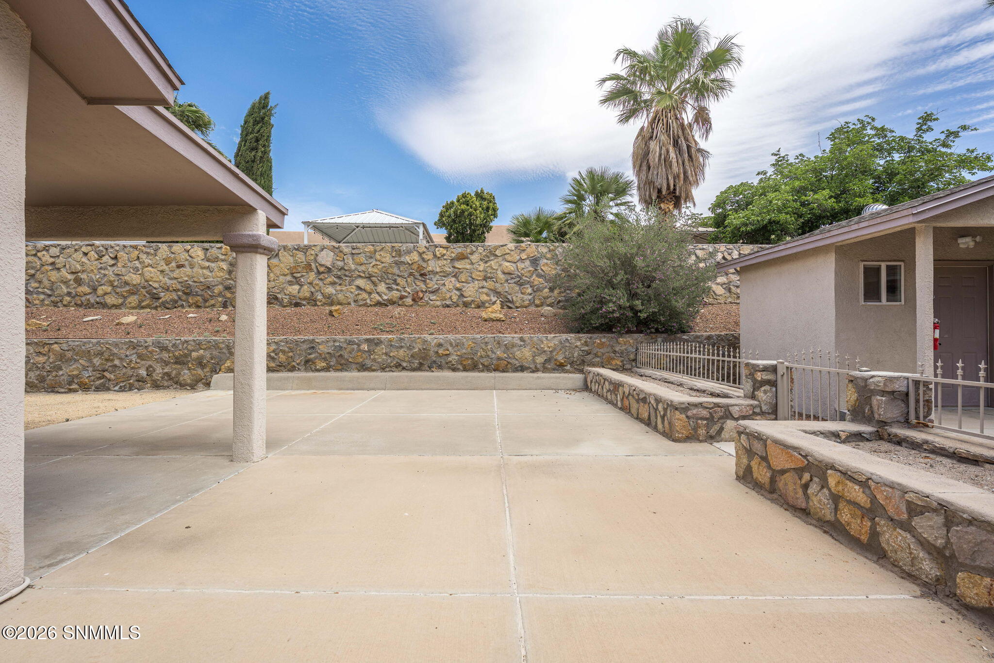 26-web-or-mls-Snappin Homes (Barclay2390