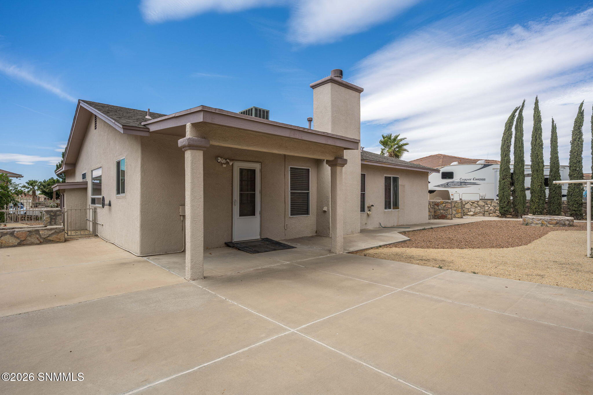 28-web-or-mls-Snappin Homes (Barclay2390