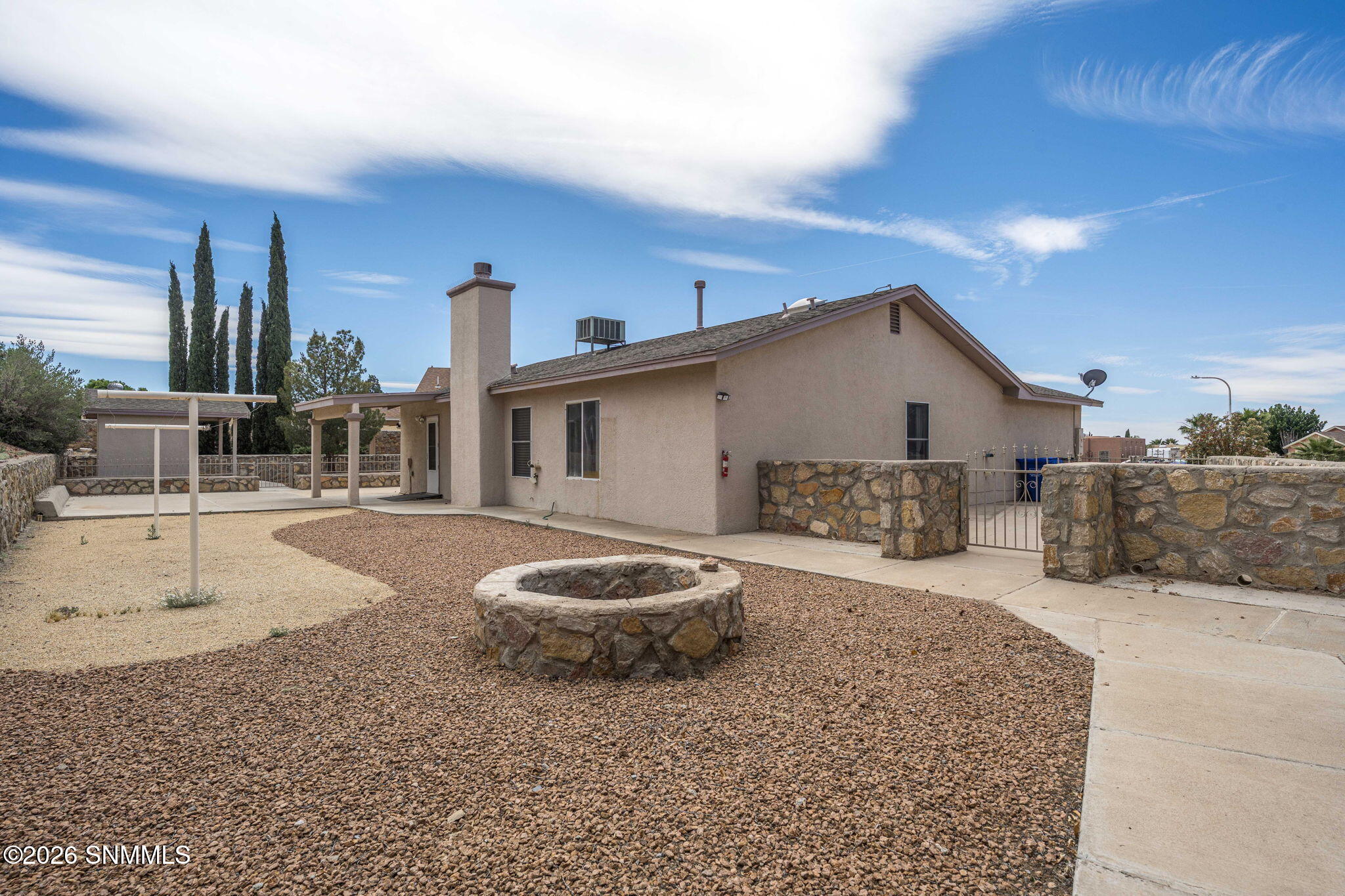 34-web-or-mls-Snappin Homes (Barclay2390