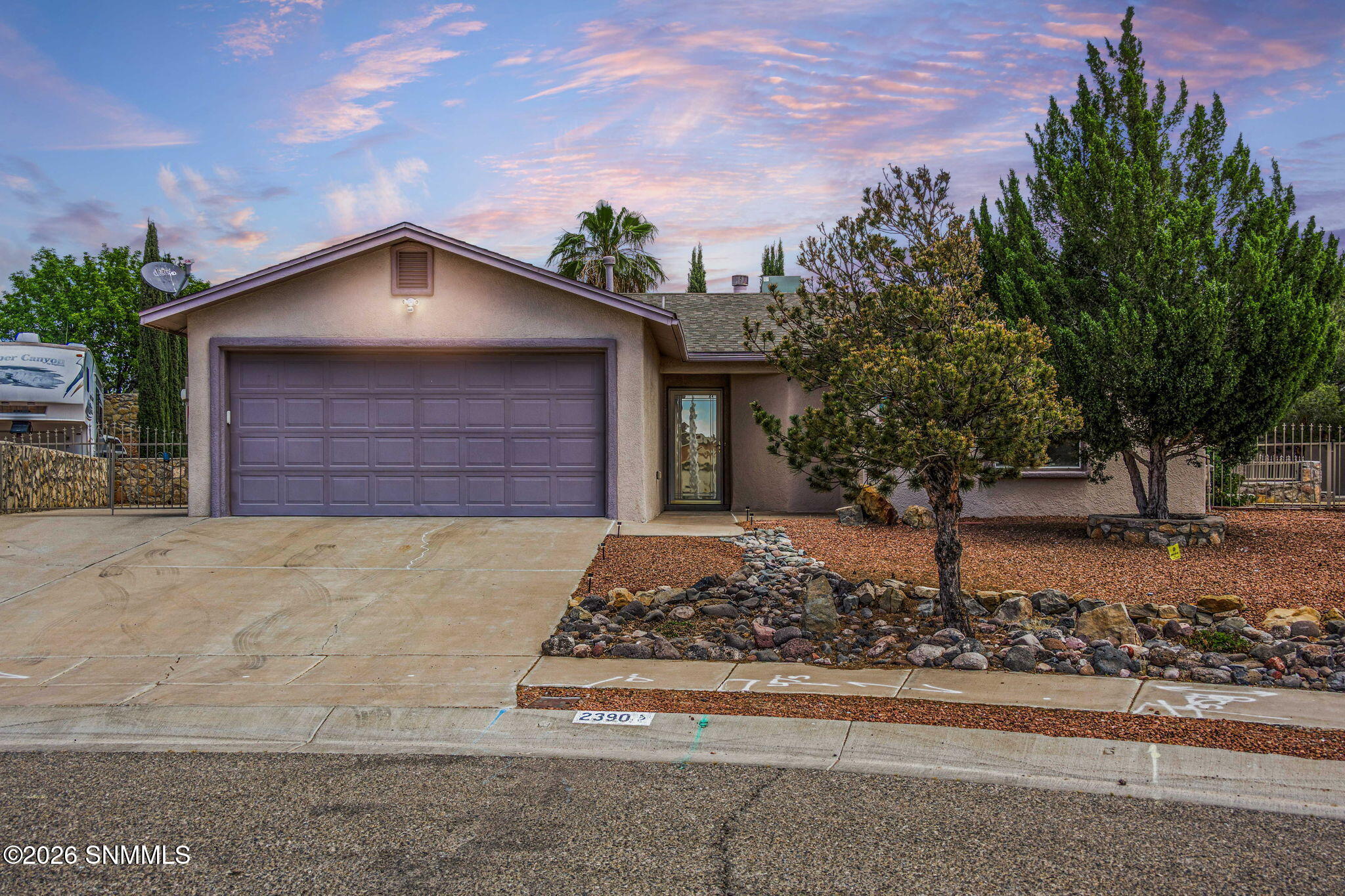 37-web-or-mls-Snappin Homes (Barclay2390