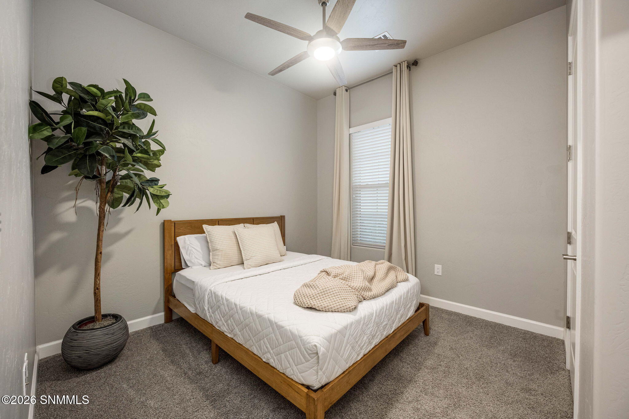 34-web-or-mls-Snappin Homes (Quicksilver