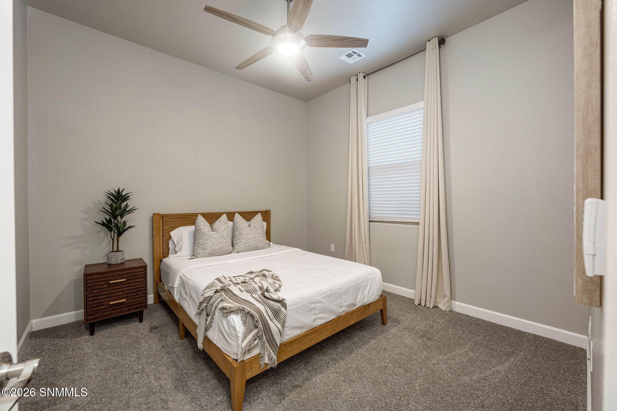 37-web-or-mls-Snappin Homes (Quicksilver