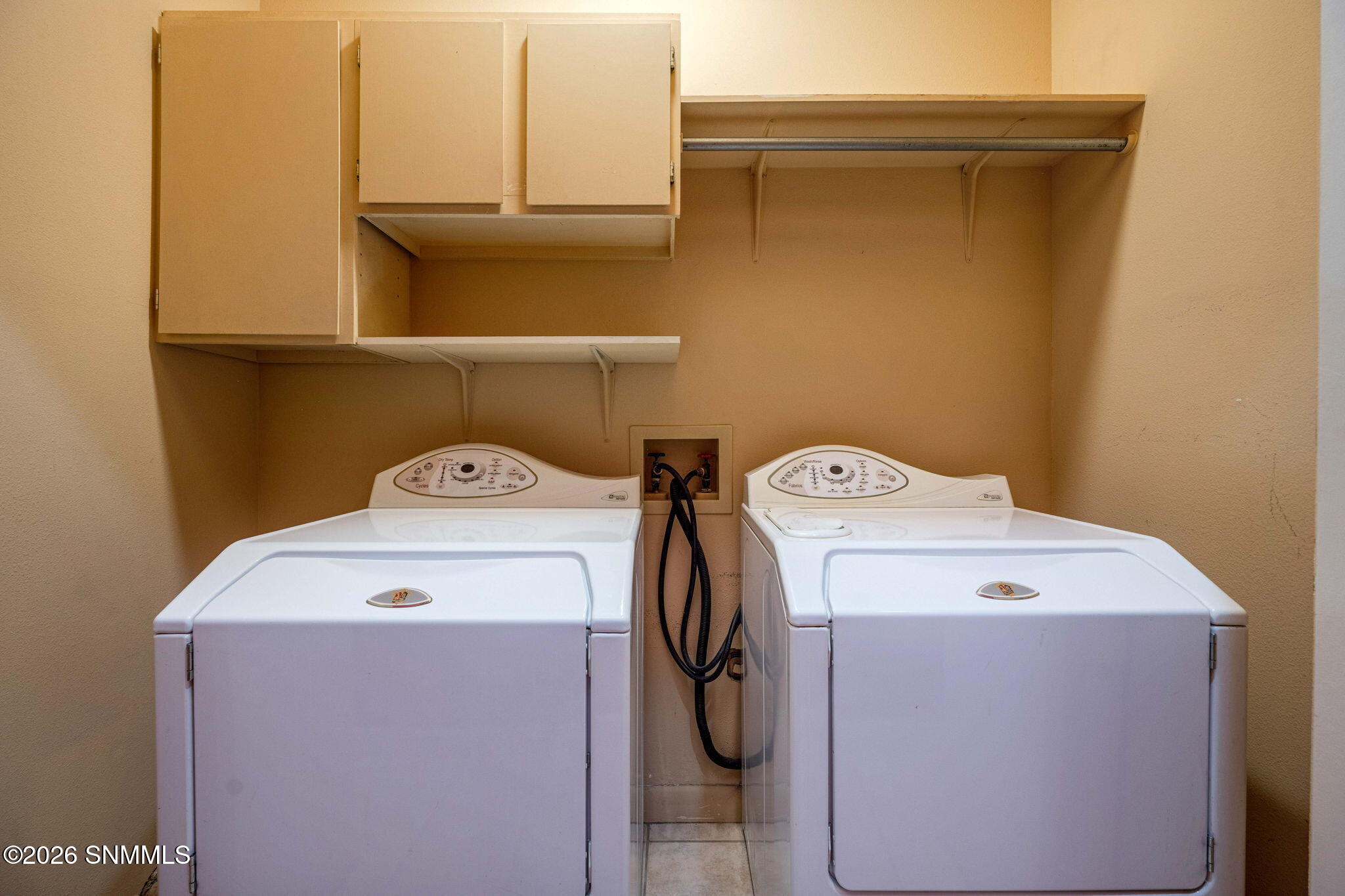 45-web-or-mls-Snappin Homes (ViaEmma6887