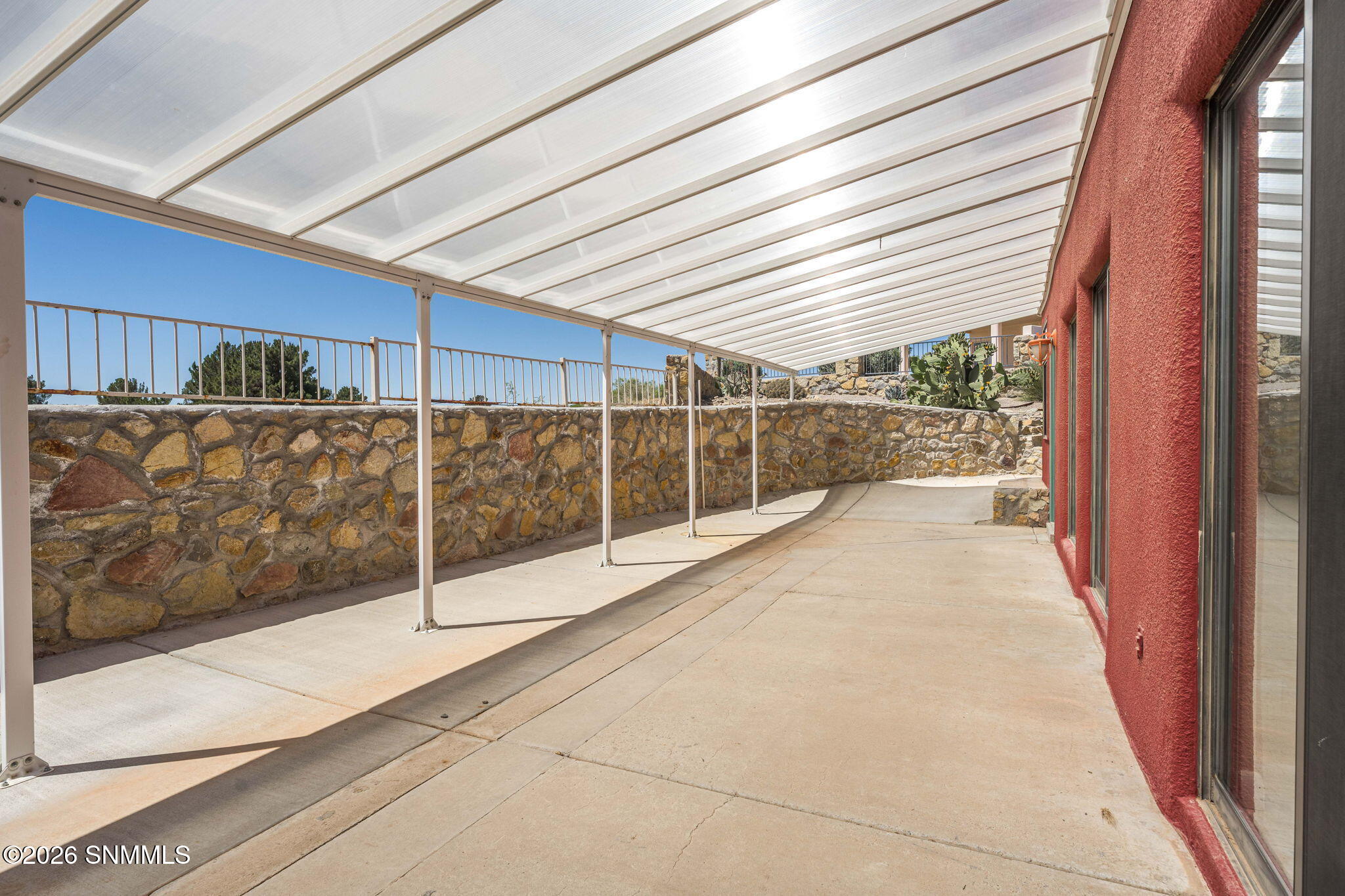 47-web-or-mls-Snappin Homes (ViaEmma6887