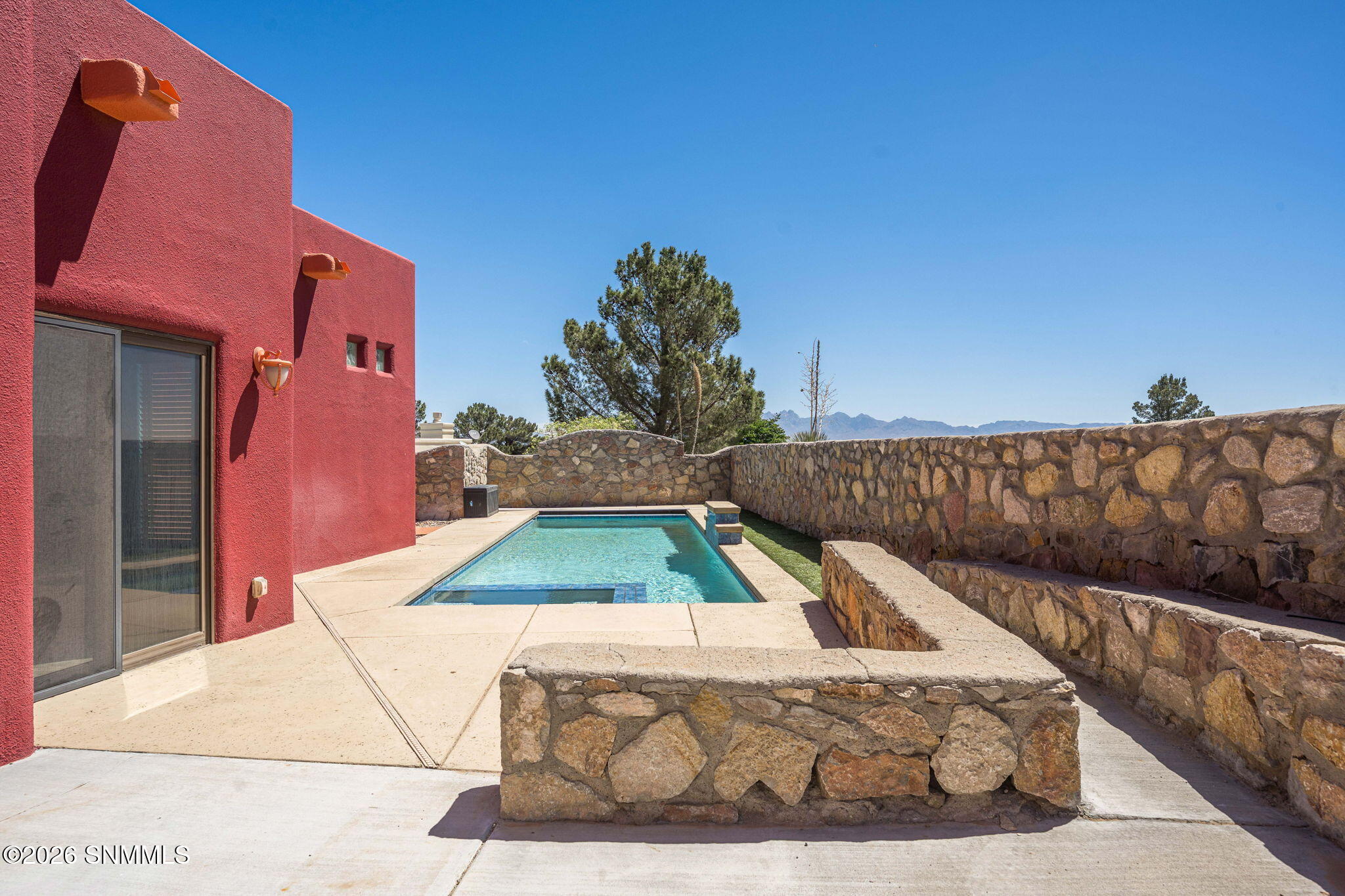 51-web-or-mls-Snappin Homes (ViaEmma6887