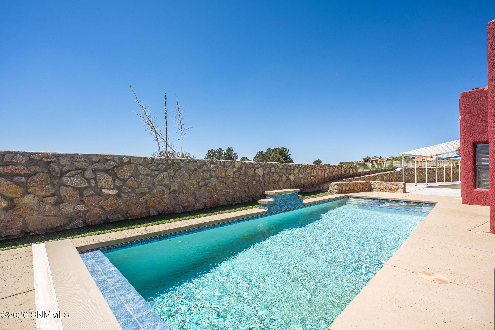 53-web-or-mls-Snappin Homes (ViaEmma6887