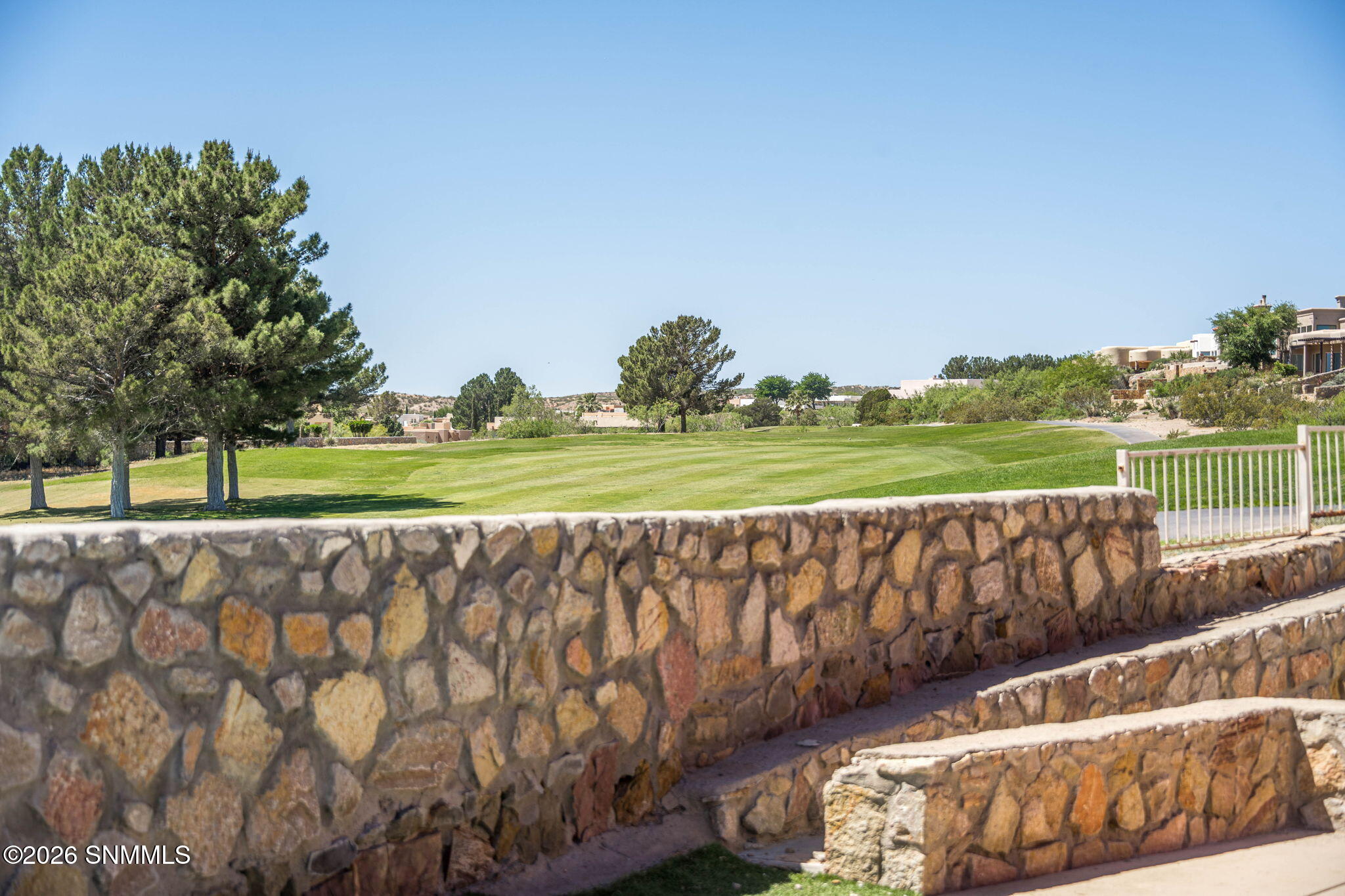 55-web-or-mls-Snappin Homes (ViaEmma6887