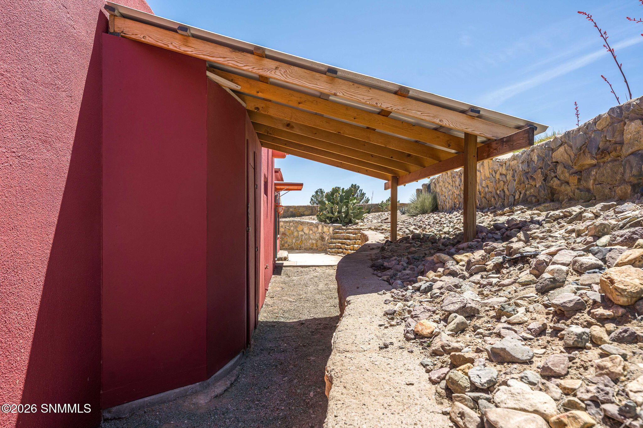 58-web-or-mls-Snappin Homes (ViaEmma6887