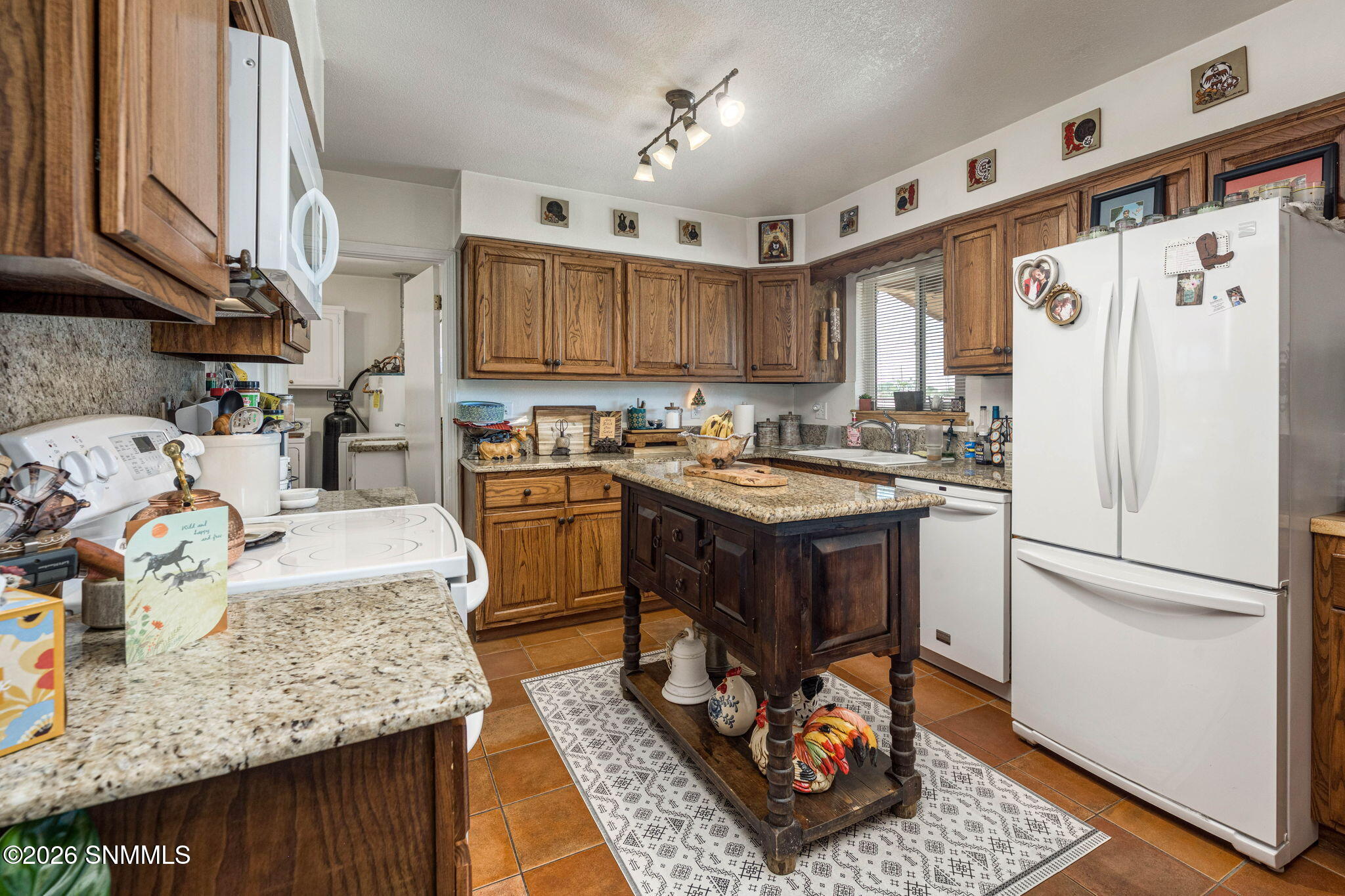 15-web-or-mls-Snappin Homes (Casad608)-1