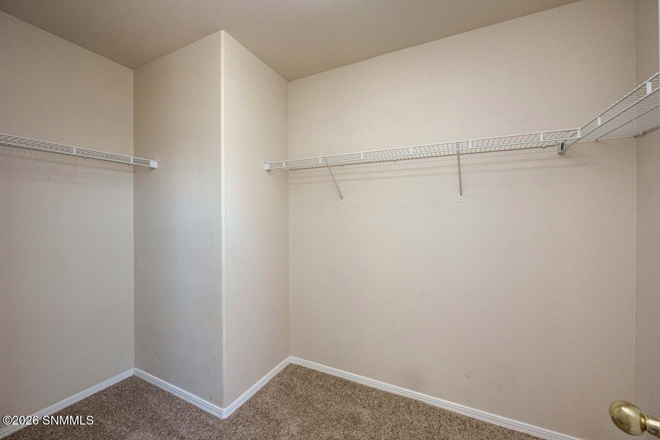 18-Master Closet - 4379 Kingston Rd
