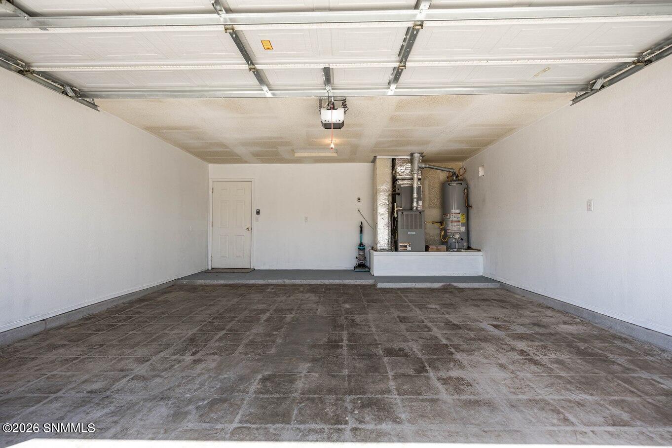 27-Garage - 4379 Kingston Rd
