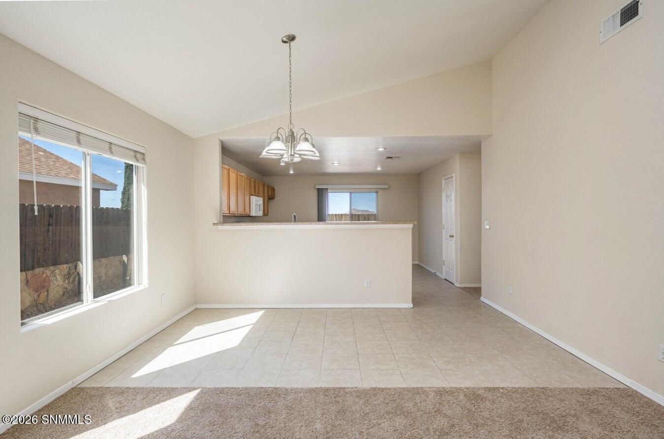 06-Dining Area - 4379 Kingston Rd