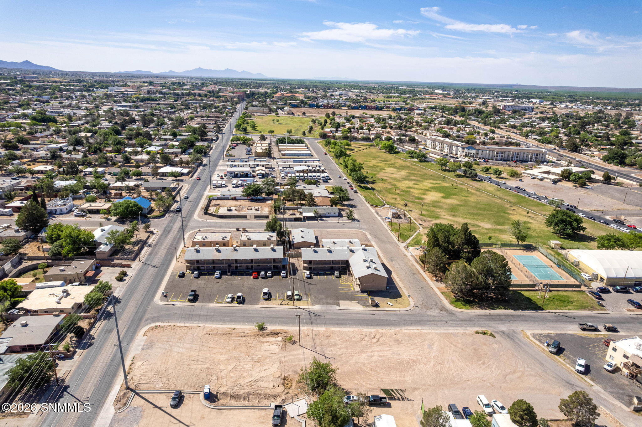 12-web-or-mls-Snappin Homes (Parkview911