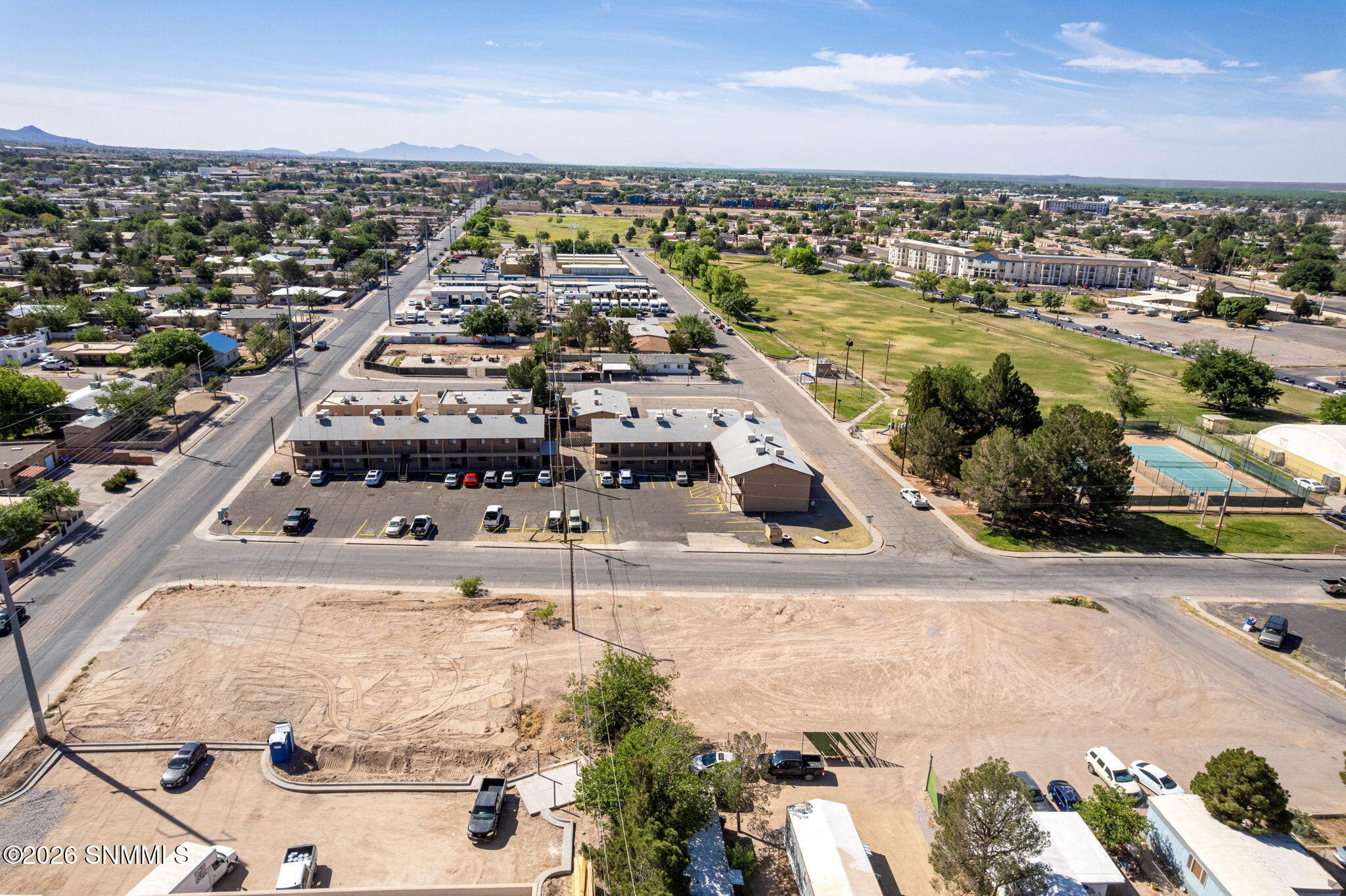 7-web-or-mls-Snappin Homes (Parkview911)