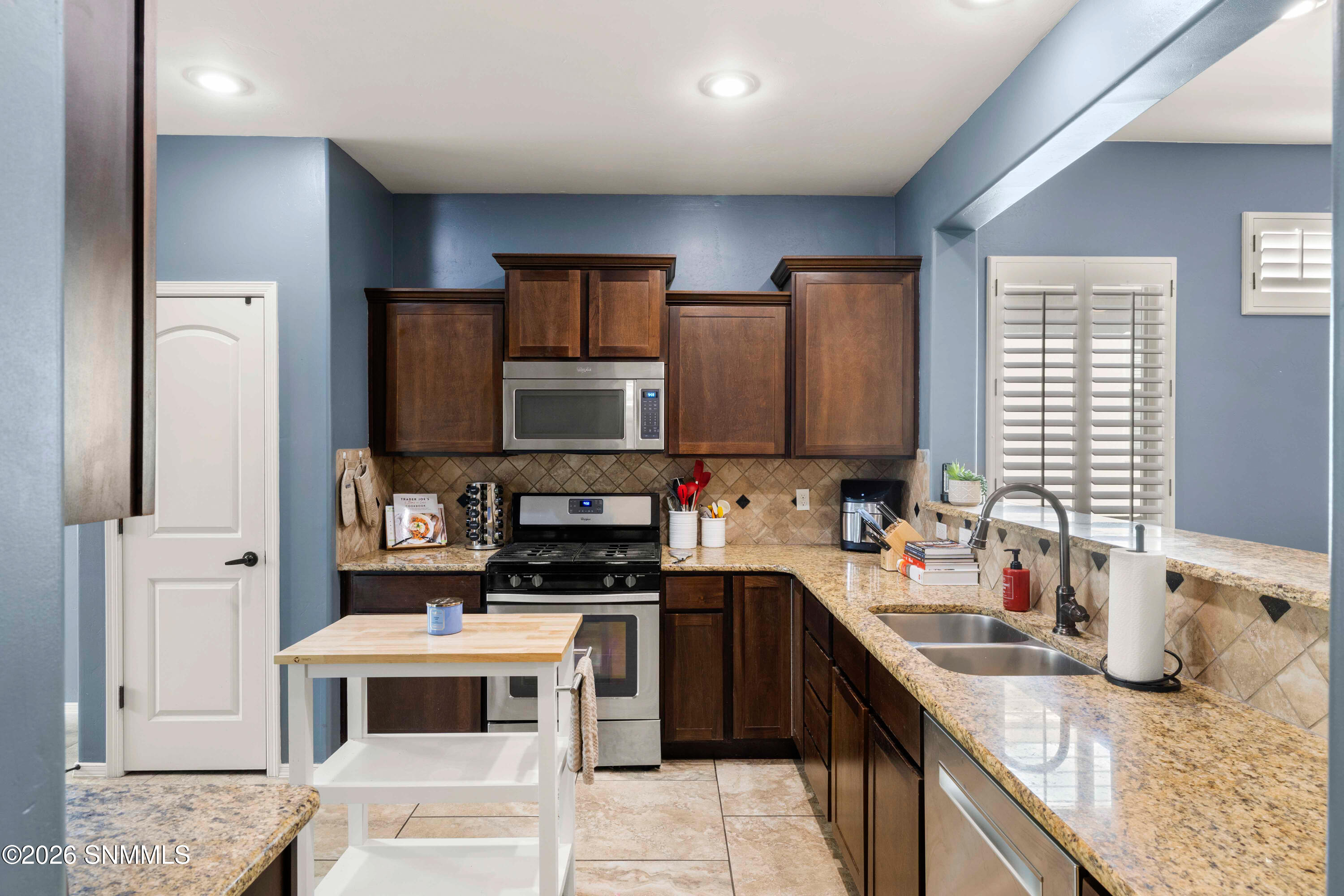 856-Blue-Park-MLS-Camera-Guy-9
