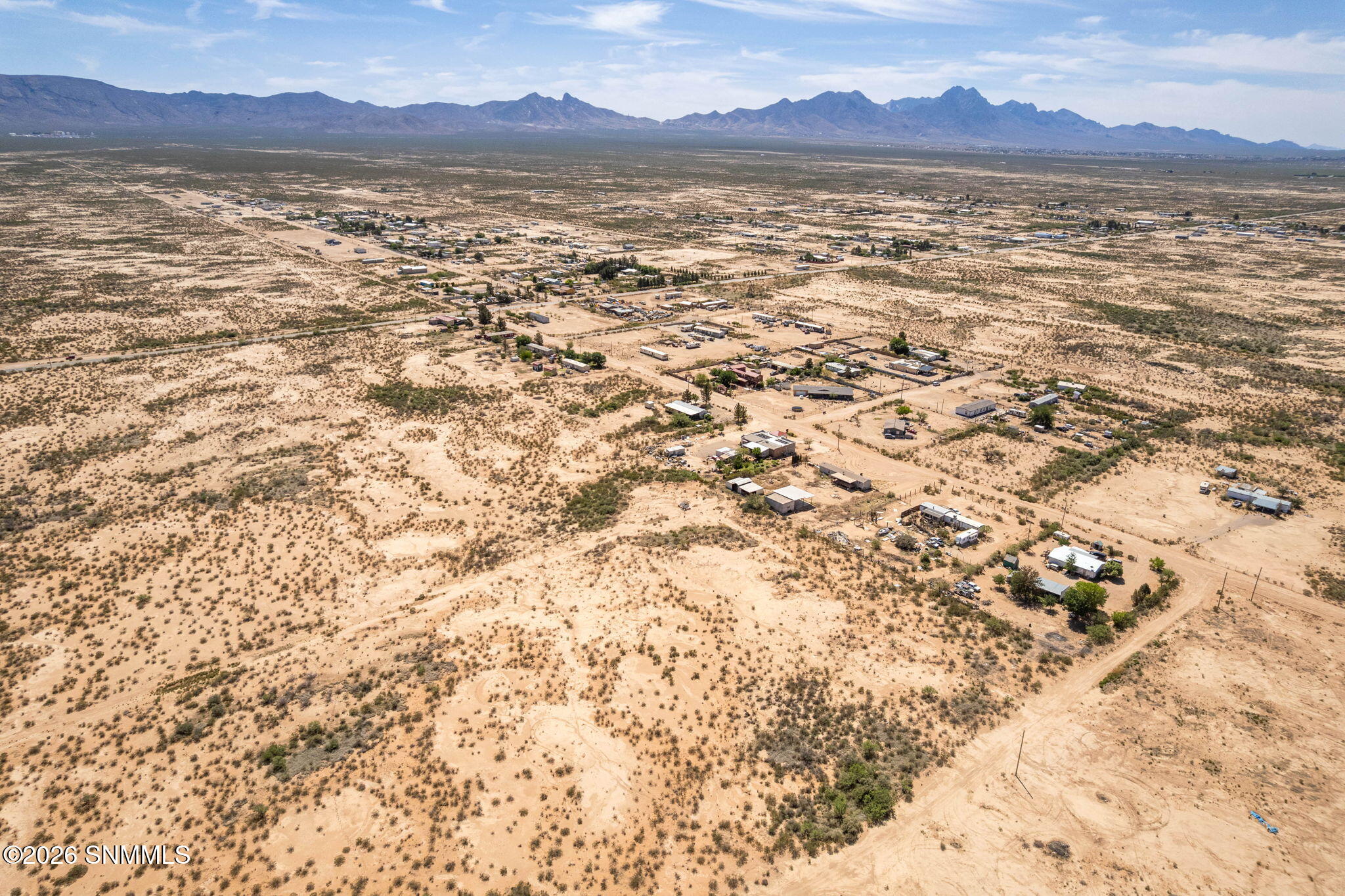 8-web-or-mls-Snappin Homes (R0322827)-8