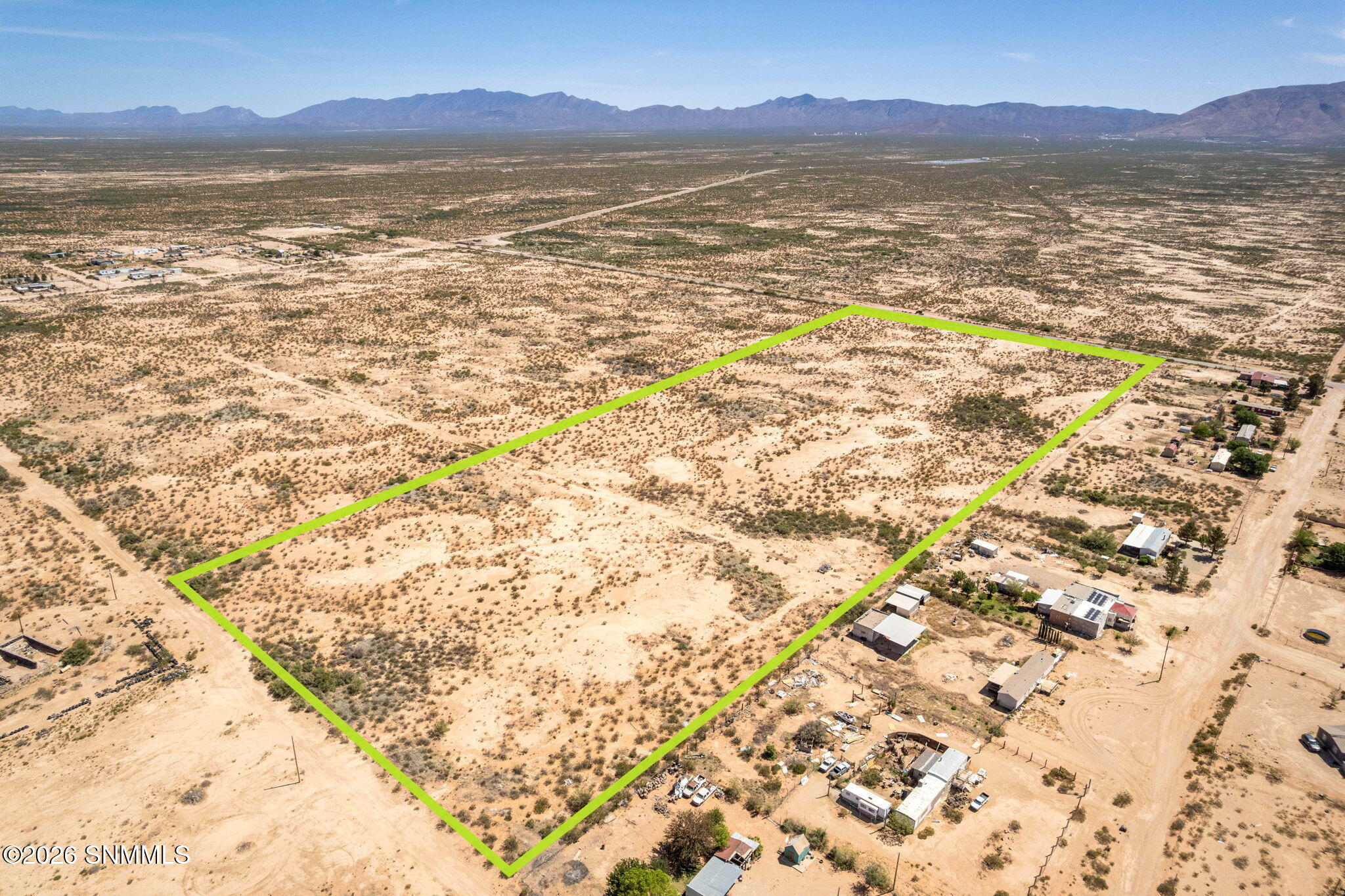 9-web-or-mls-Snappin Homes (R0322827)-9