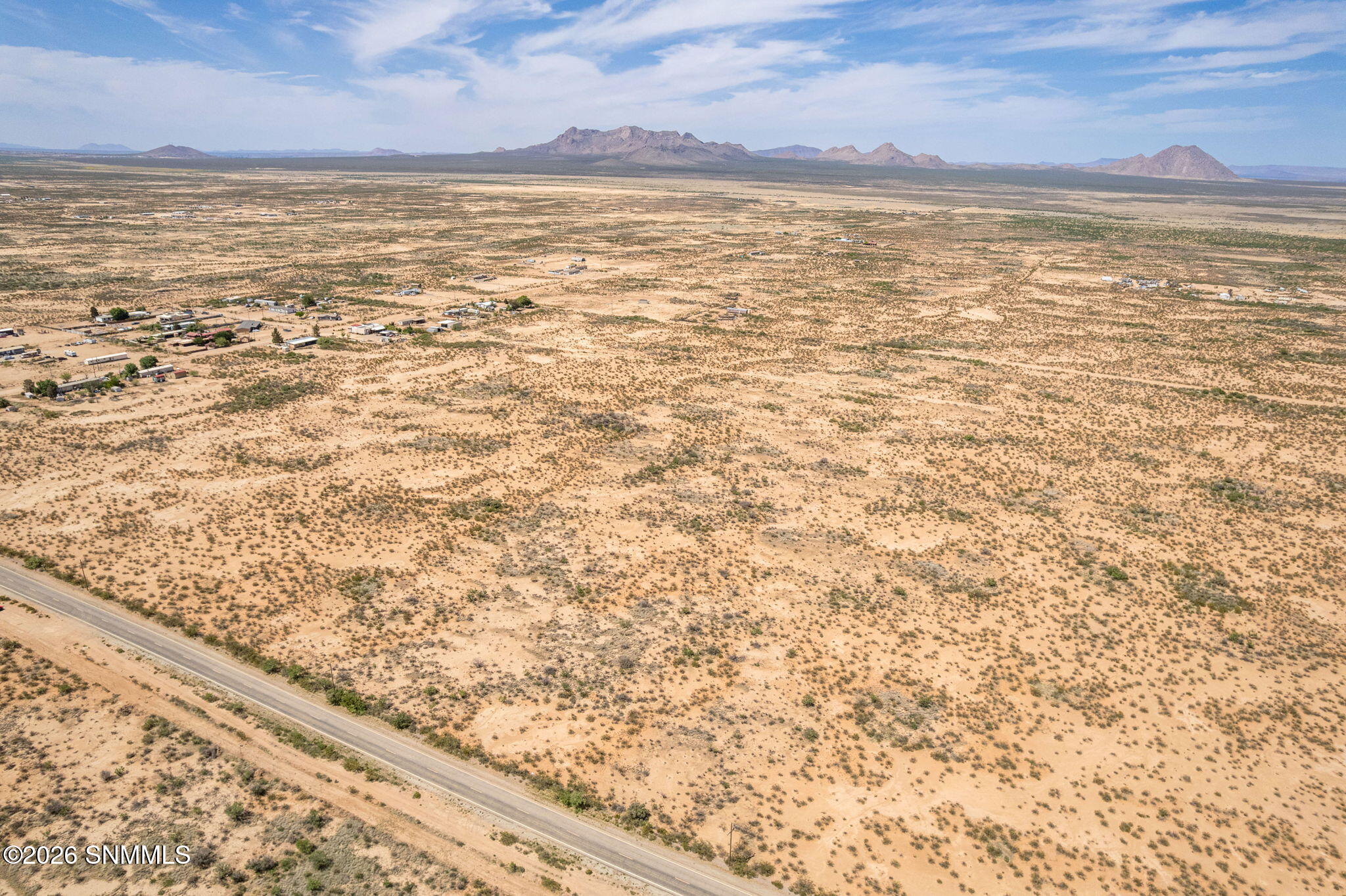 6-web-or-mls-Snappin Homes (R0322826)-6