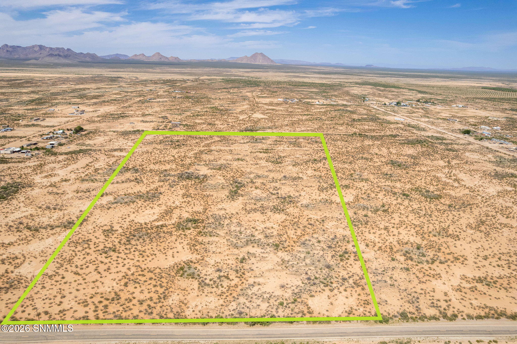 1-web-or-mls-Snappin Homes (R0322826)-1