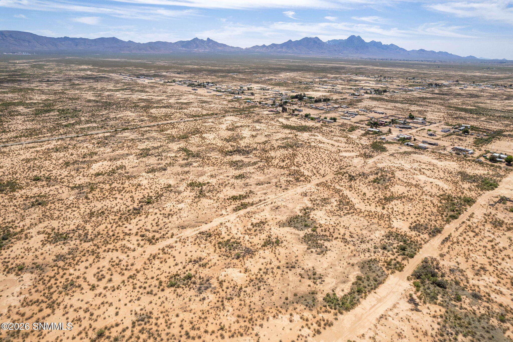 10-web-or-mls-Snappin Homes (R0322826)-1