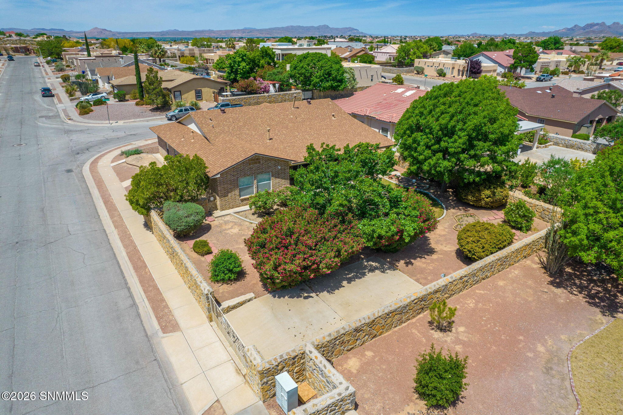46-web-or-mls-Snappin Homes (MesaPoint72