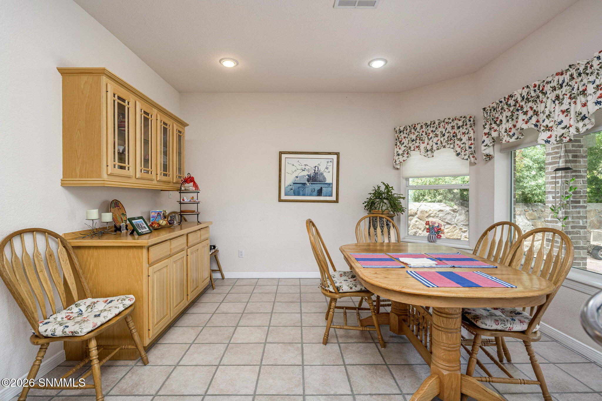 9-web-or-mls-Snappin Homes (MesaPoint727