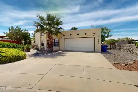 3936 Pineridge Run, Las Cruces, New Mexico 88012, 3 Bedrooms Bedrooms, ,1.75 BathroomsBathrooms,Residential,For Sale,Pineridge,2601360