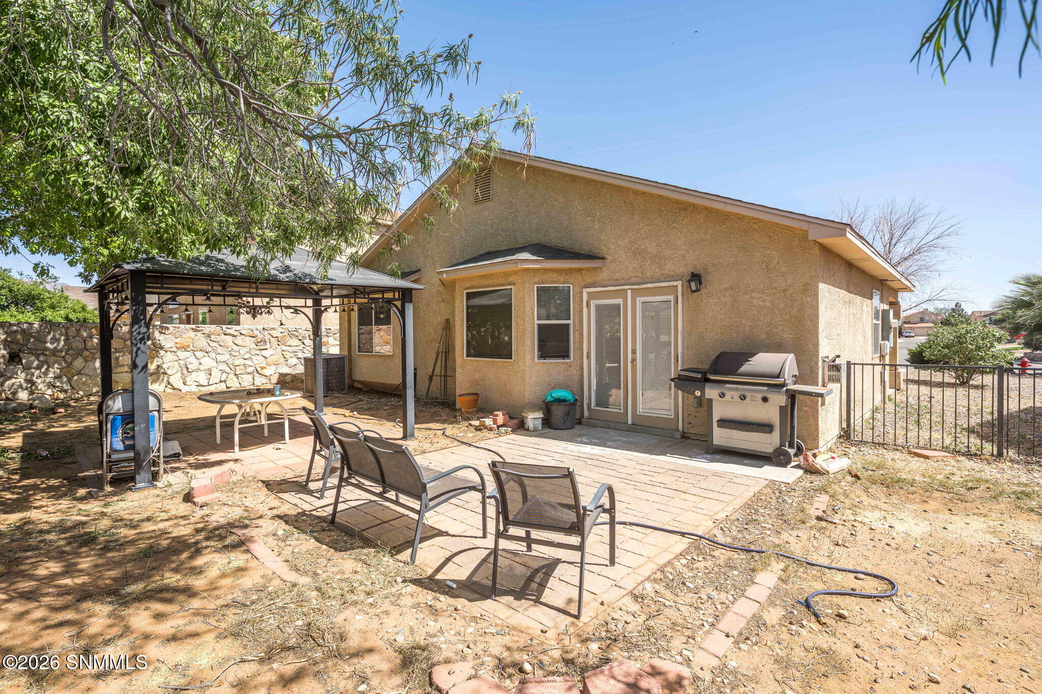 26-web-or-mls-Snappin Homes (EastMesa574