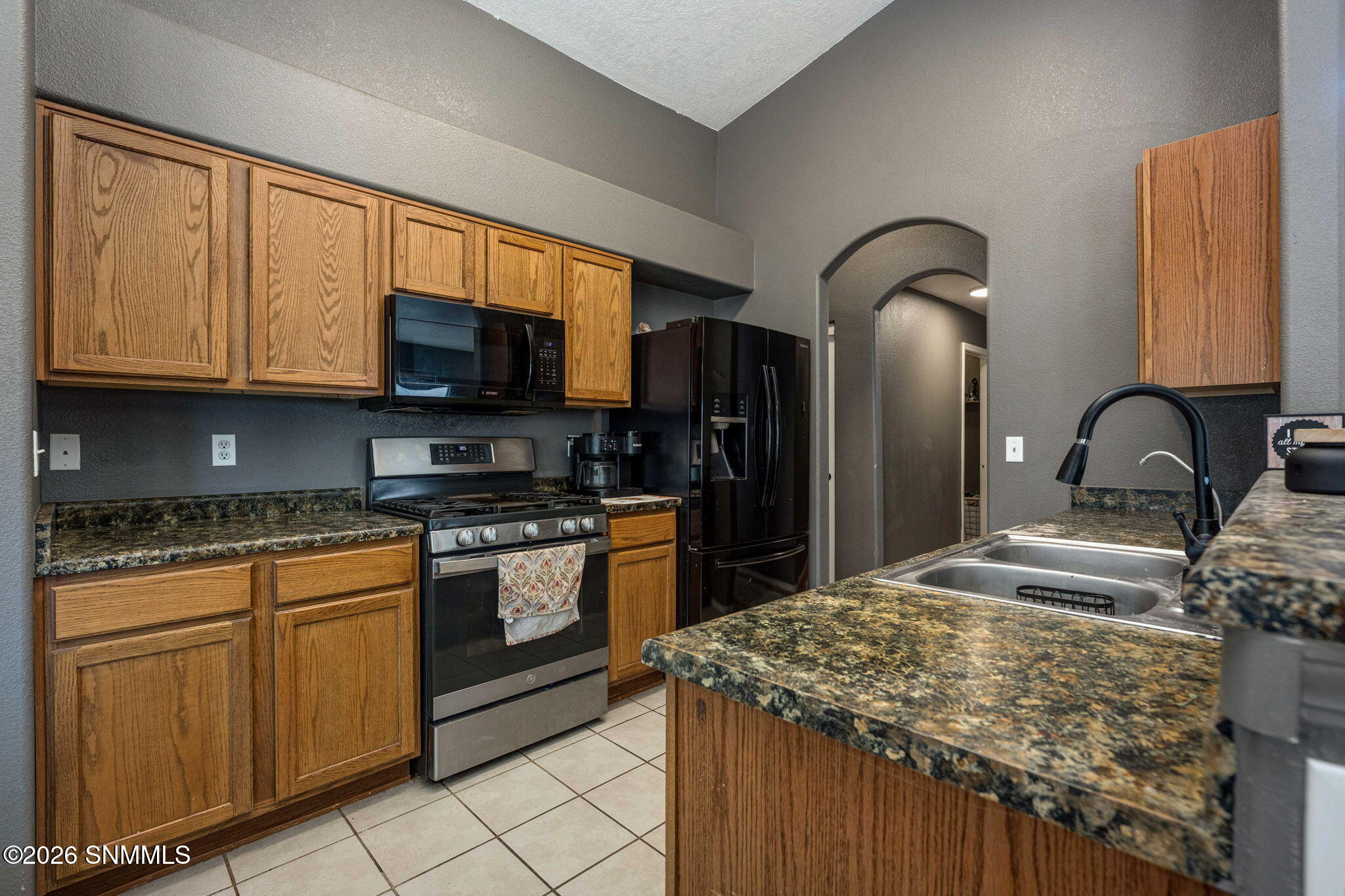 8-web-or-mls-Snappin Homes (EastMesa5743