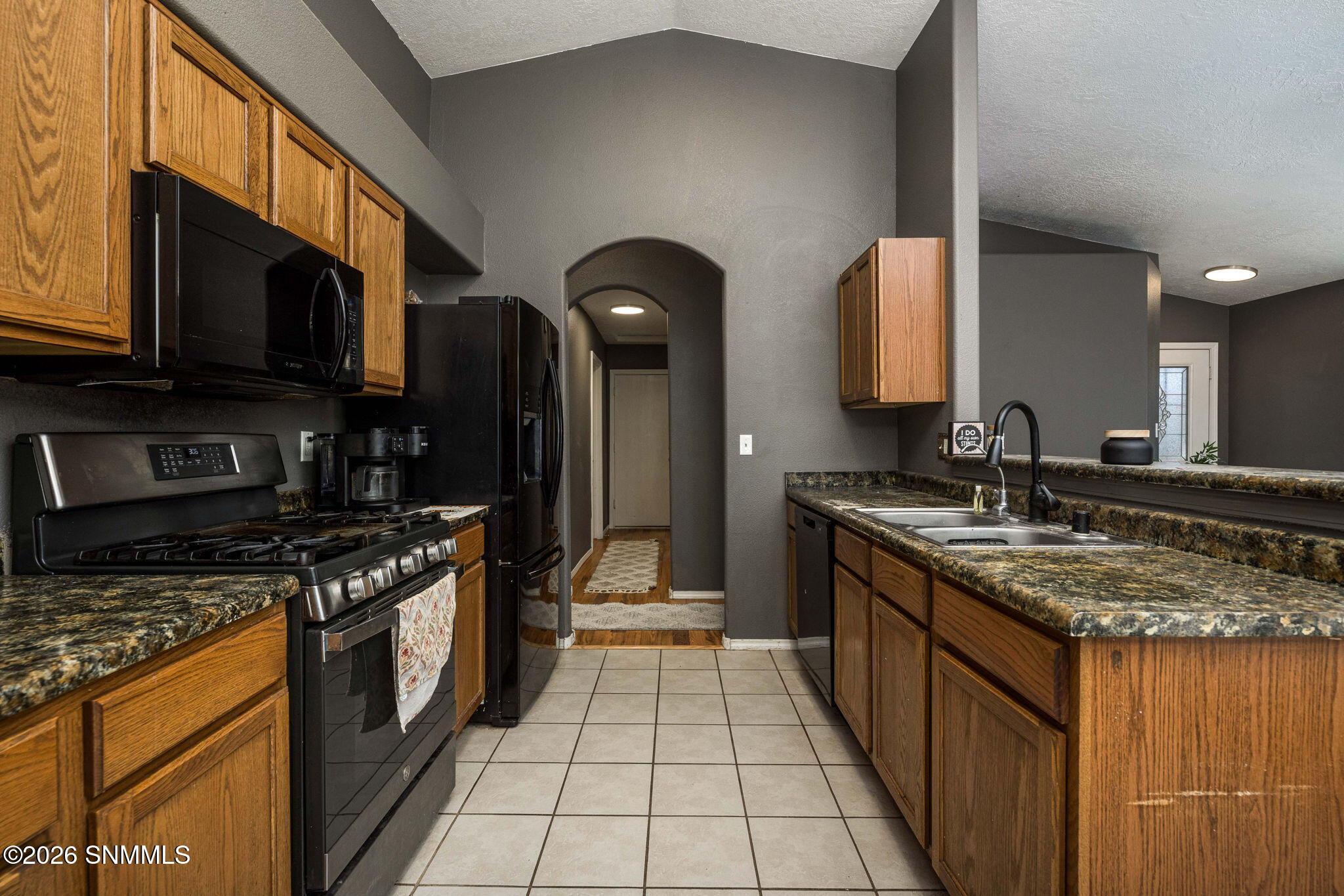 9-web-or-mls-Snappin Homes (EastMesa5743