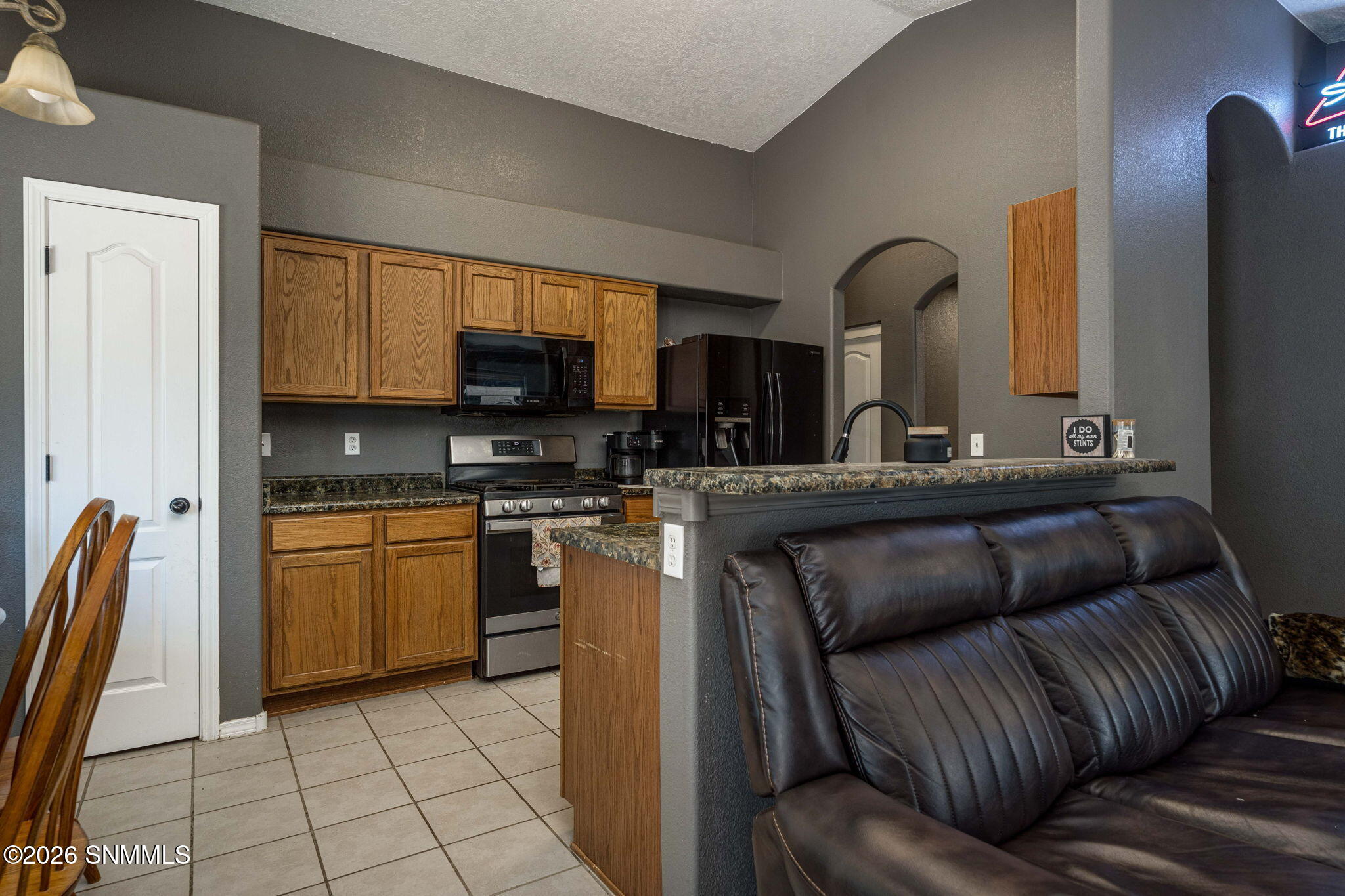 7-web-or-mls-Snappin Homes (EastMesa5743