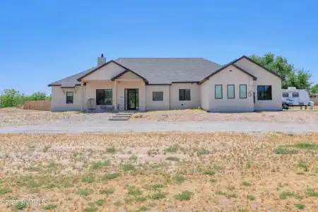 210 Providence Road, Las Cruces, New Mexico 88007, 4 Bedrooms Bedrooms, ,4 BathroomsBathrooms,Residential,For Sale,Providence,2601369