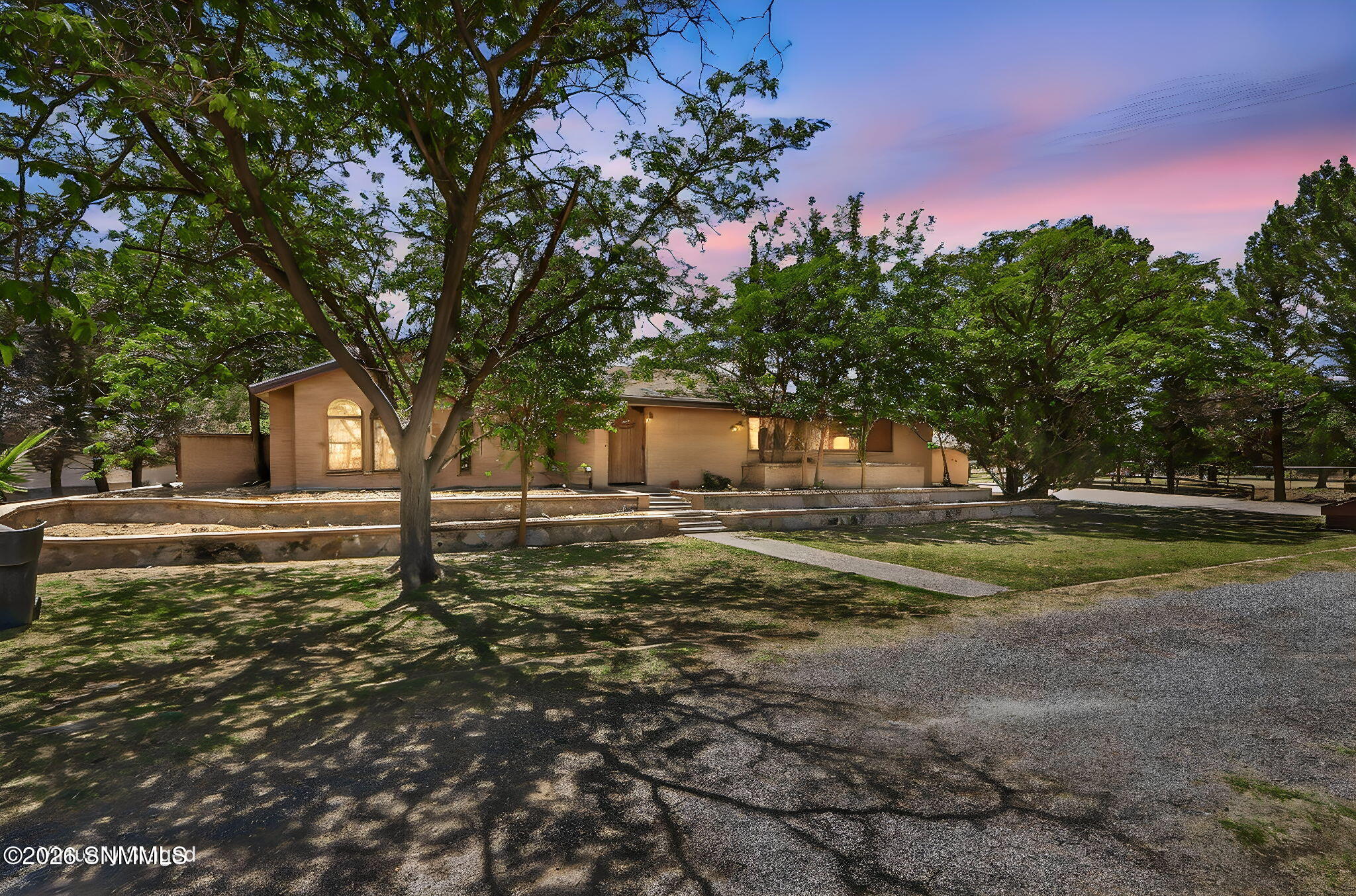 10-web-or-mls-IMG_1604 (1) day to dusk -