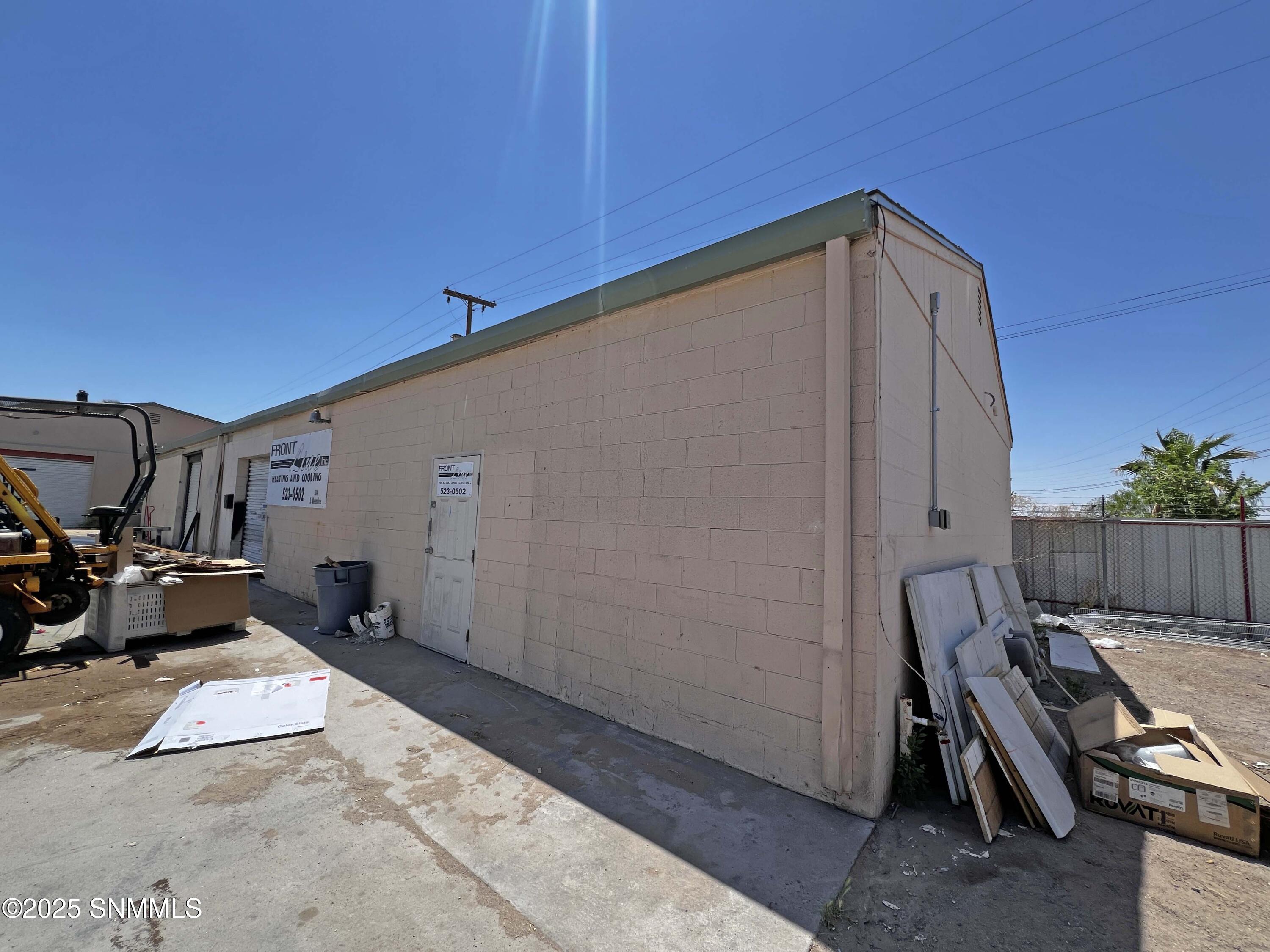 1570 W Picacho - Workshop Storage Buildi
