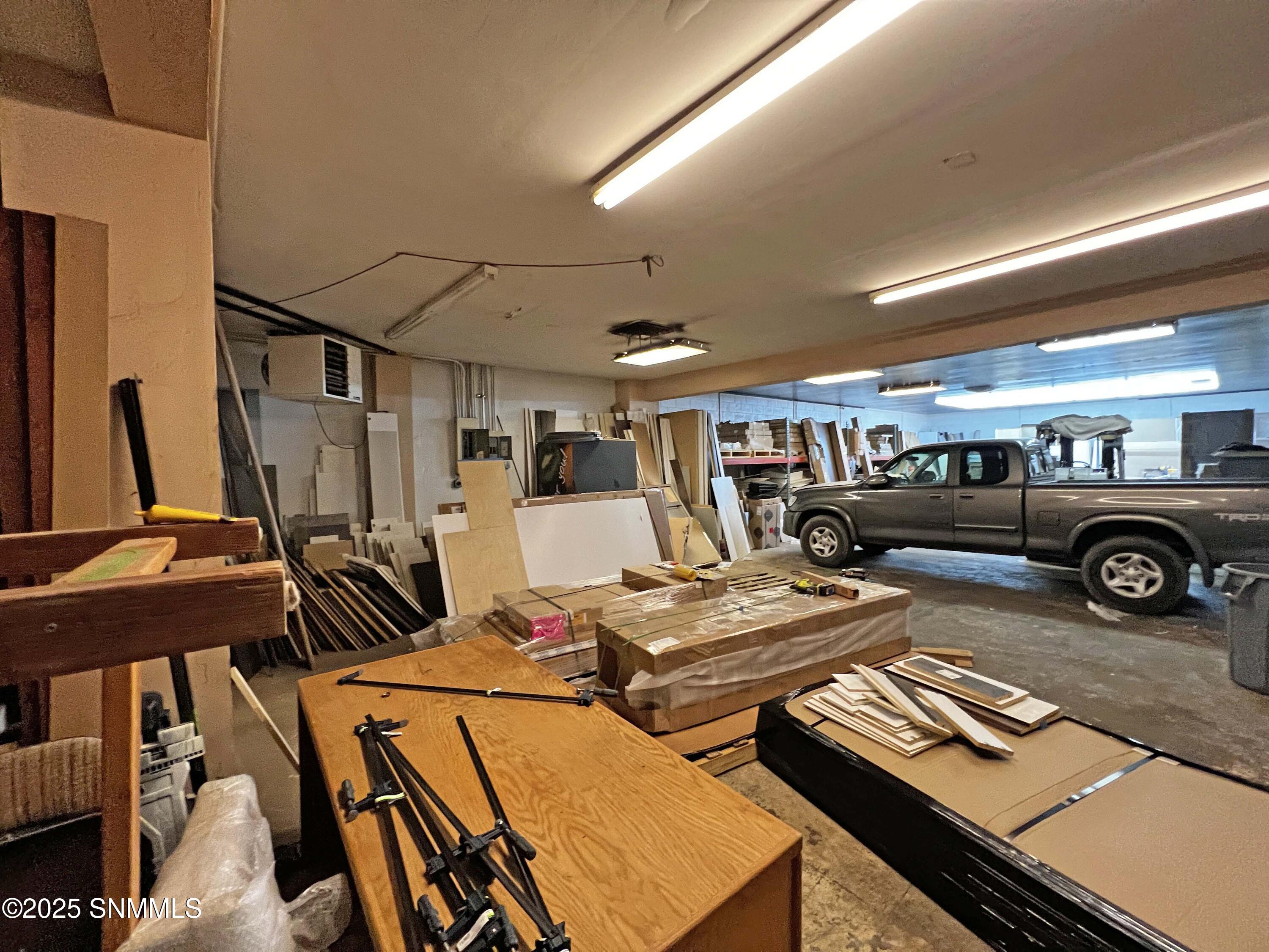 1570 W Picacho - Workshop Storage Buildi
