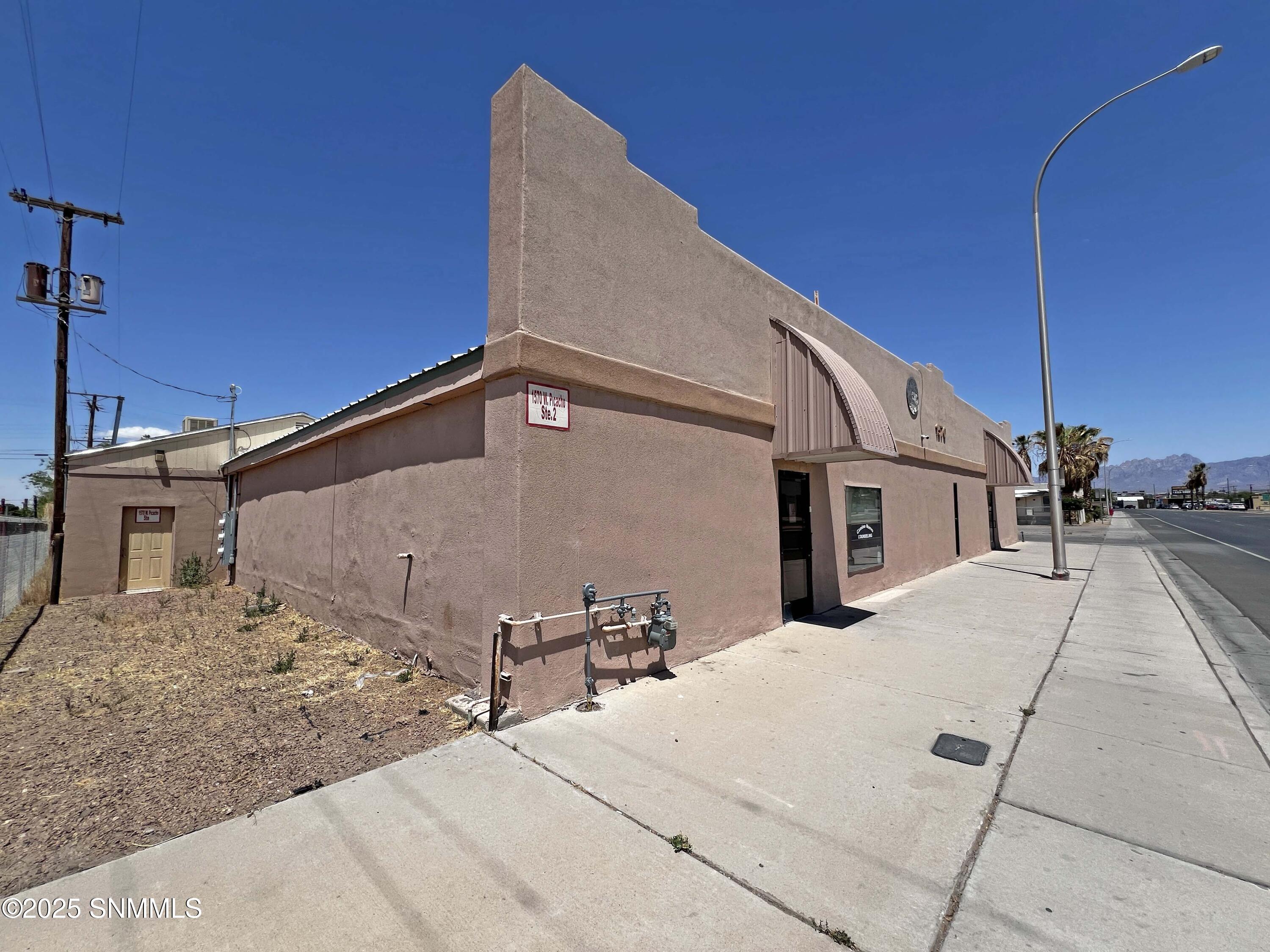 1570 W Picacho - Front 2