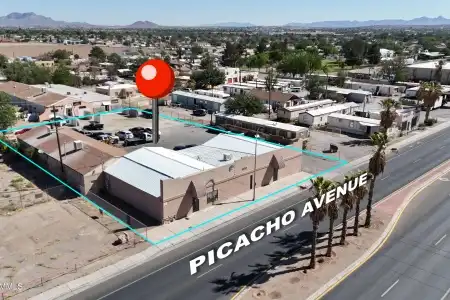 1570 Picacho Avenue, Las Cruces, New Mexico 88005, ,Commercial Sale,For Sale,Picacho,2601377
